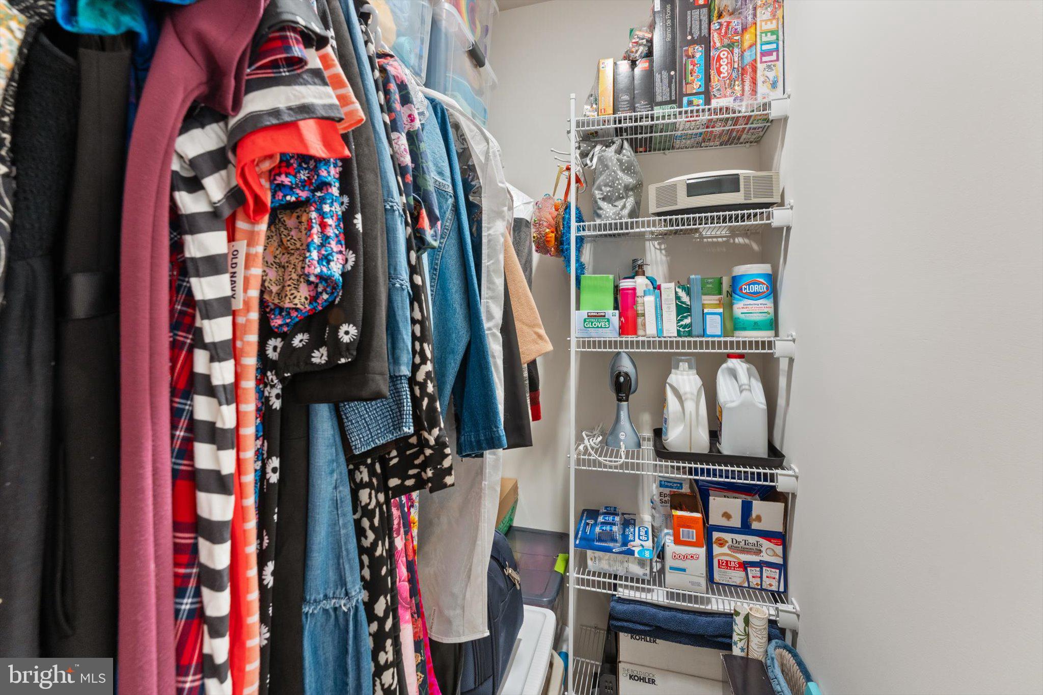 RIDGES AT LOUDOUN VALLEY - Residential