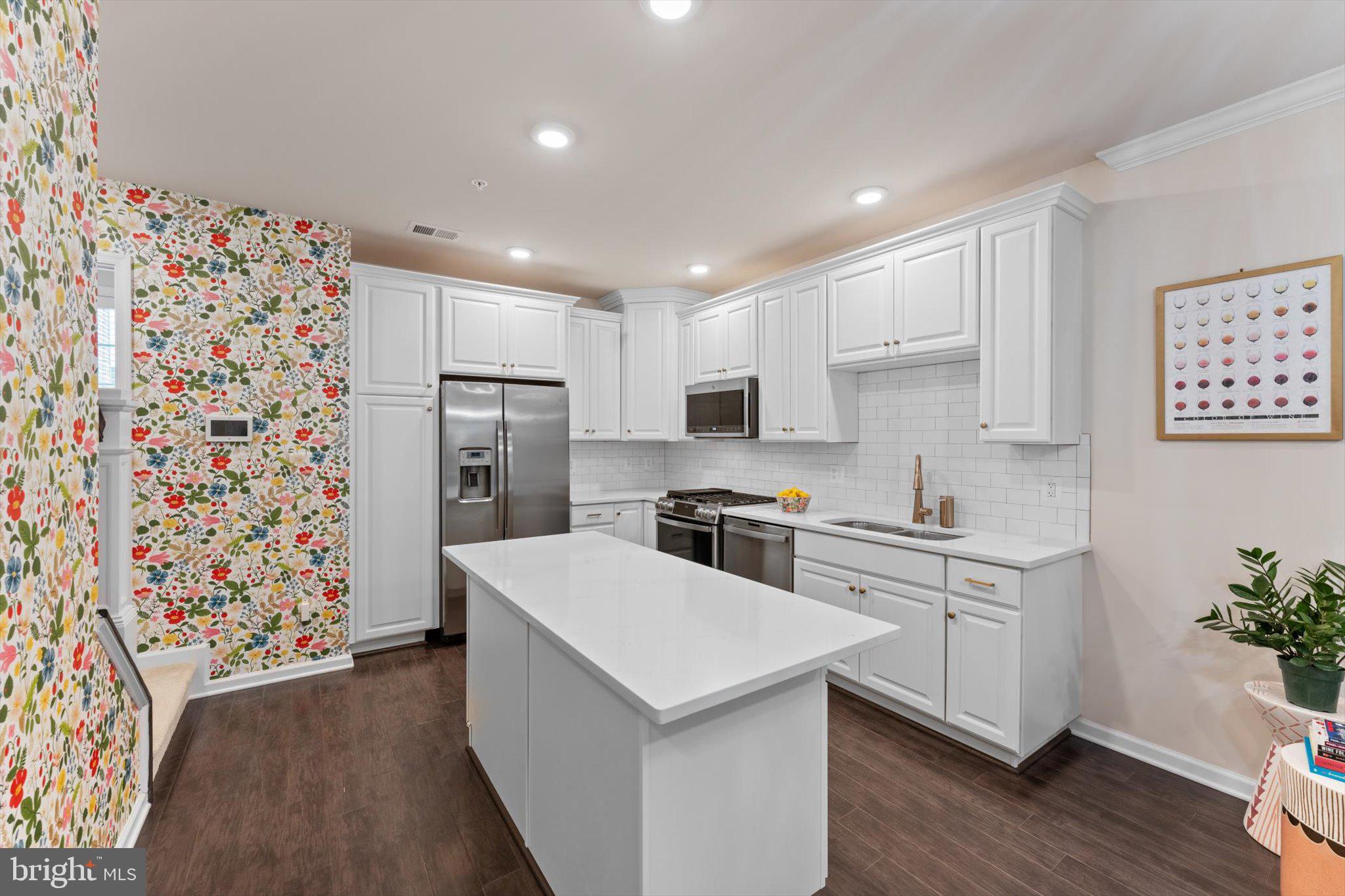 RIDGES AT LOUDOUN VALLEY - Residential