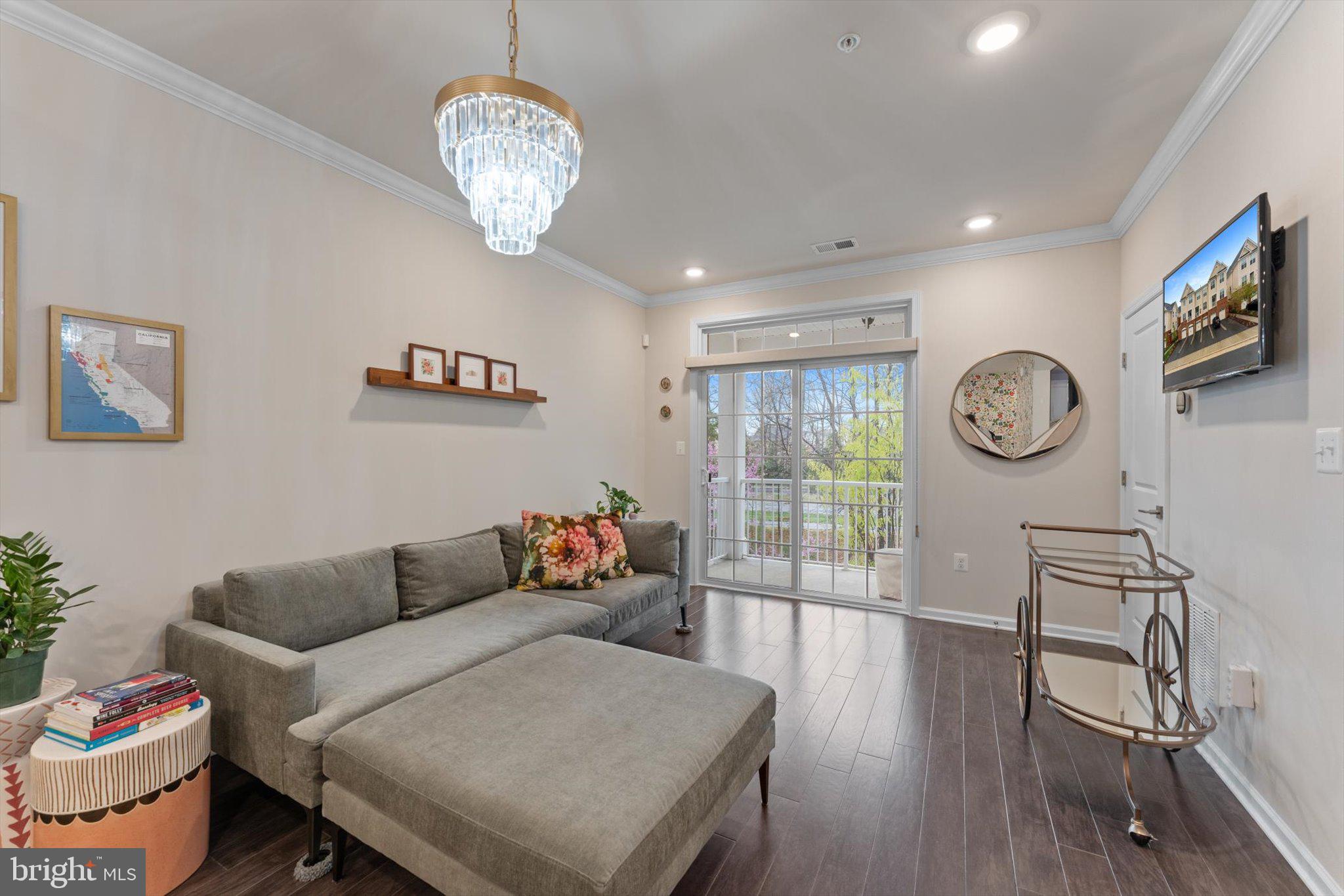 RIDGES AT LOUDOUN VALLEY - Residential