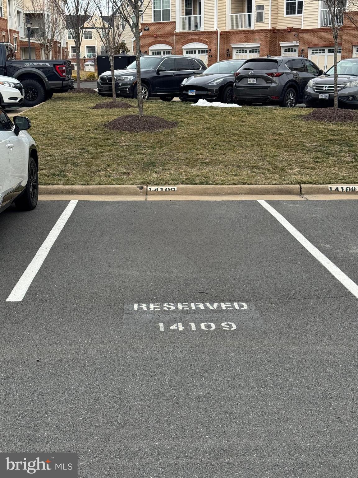 RIDGES AT LOUDOUN VALLEY - Residential