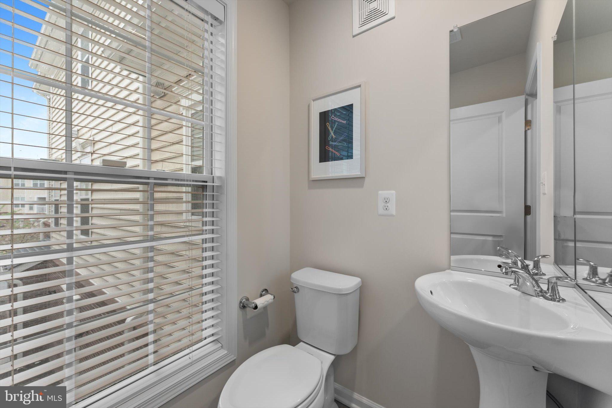 RIDGES AT LOUDOUN VALLEY - Residential