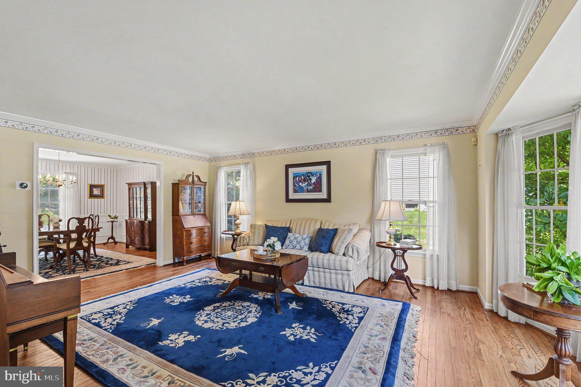 2014 ROYAL FERN COURT