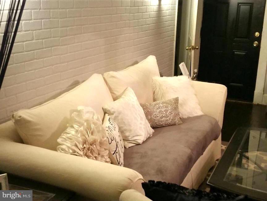 GWYNN OAK - Residential