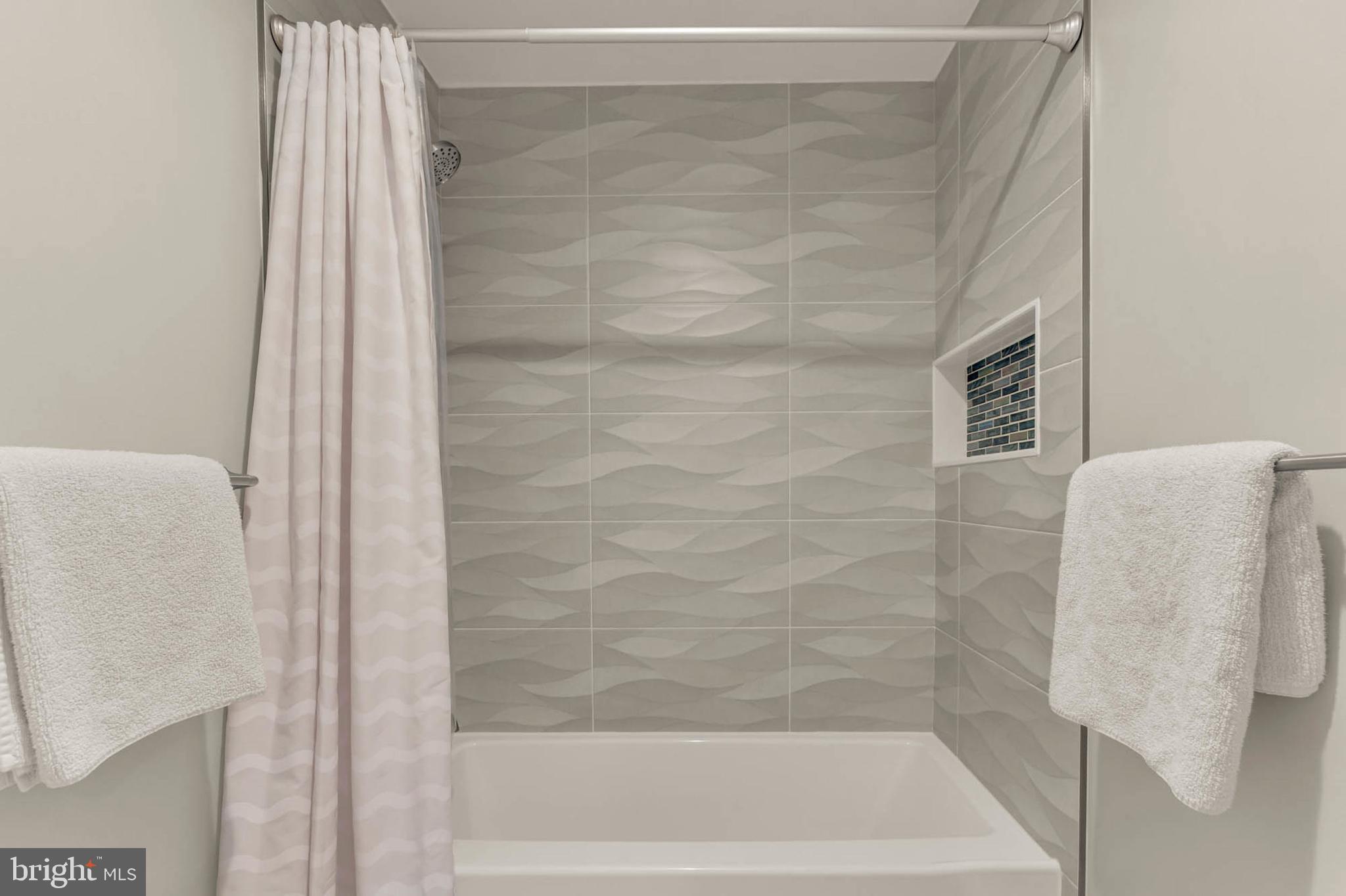 VALLEY GATE - Residential