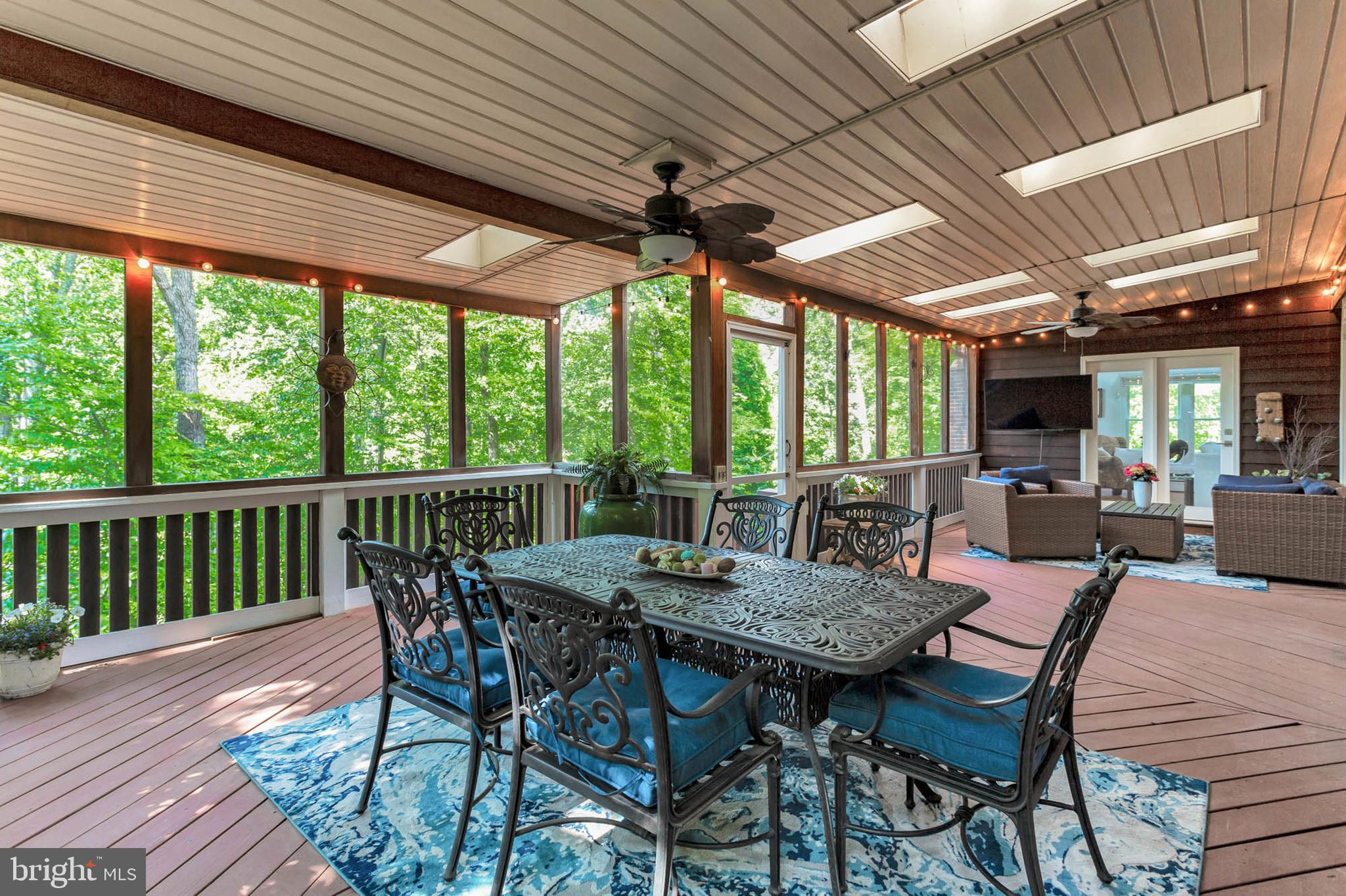 VALLEY GATE - Residential