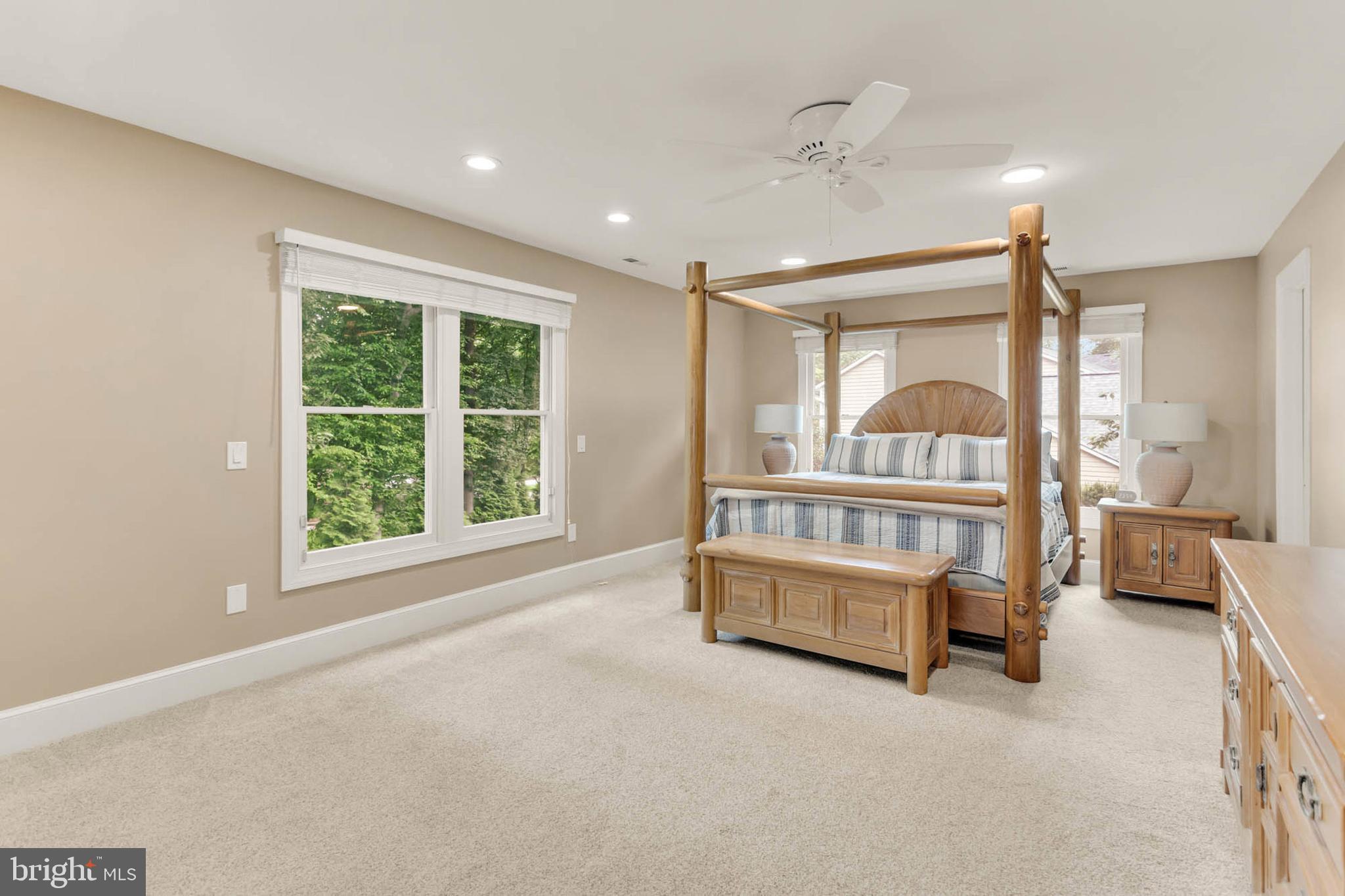 VALLEY GATE - Residential