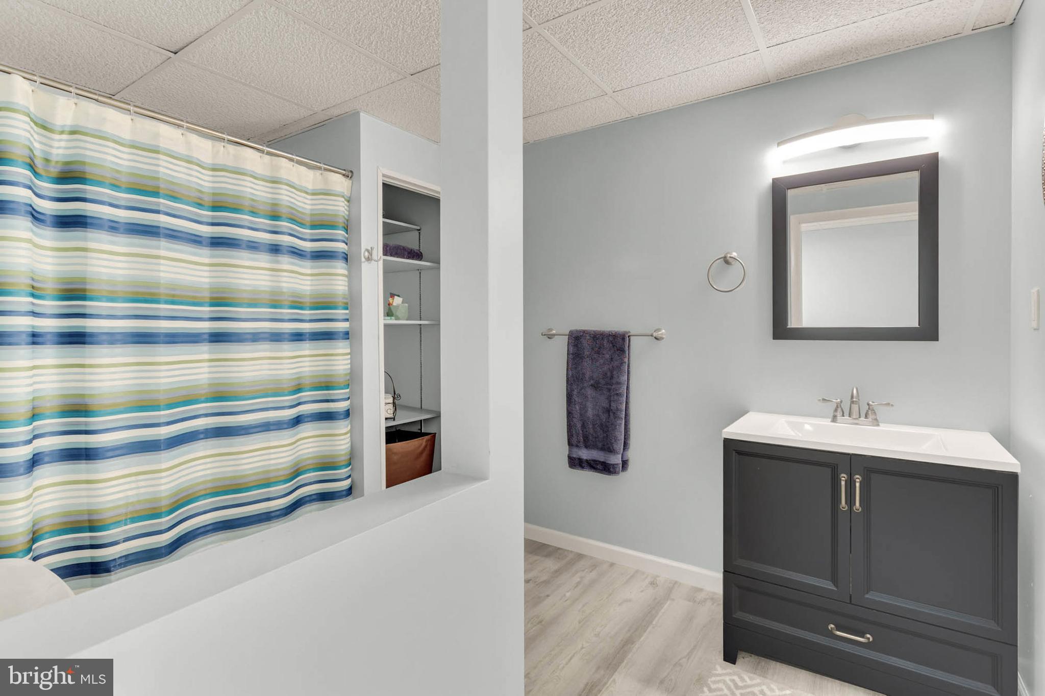 VALLEY GATE - Residential