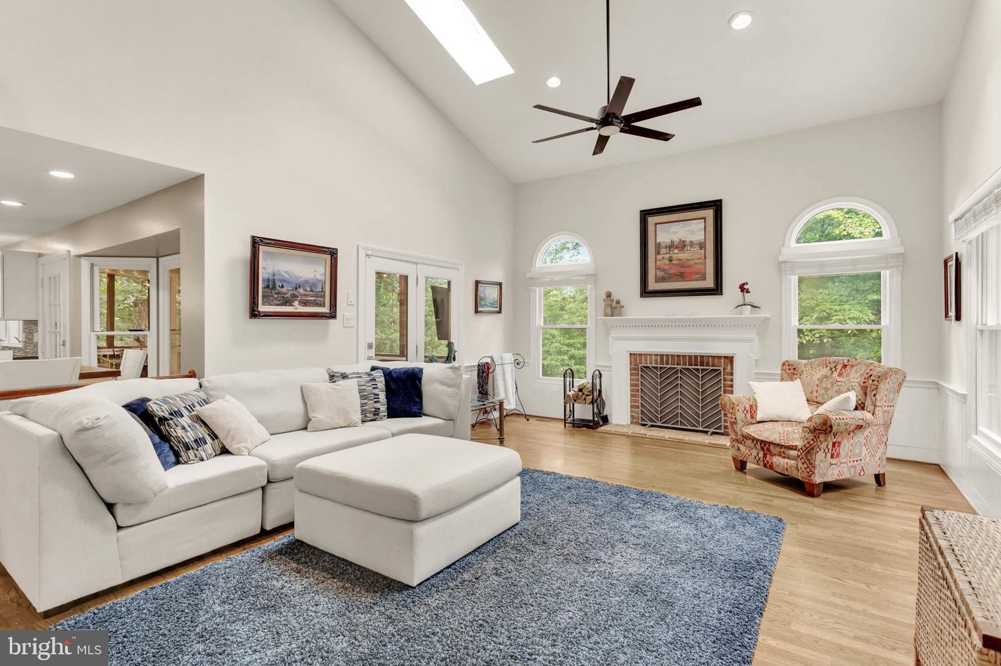 VALLEY GATE - Residential