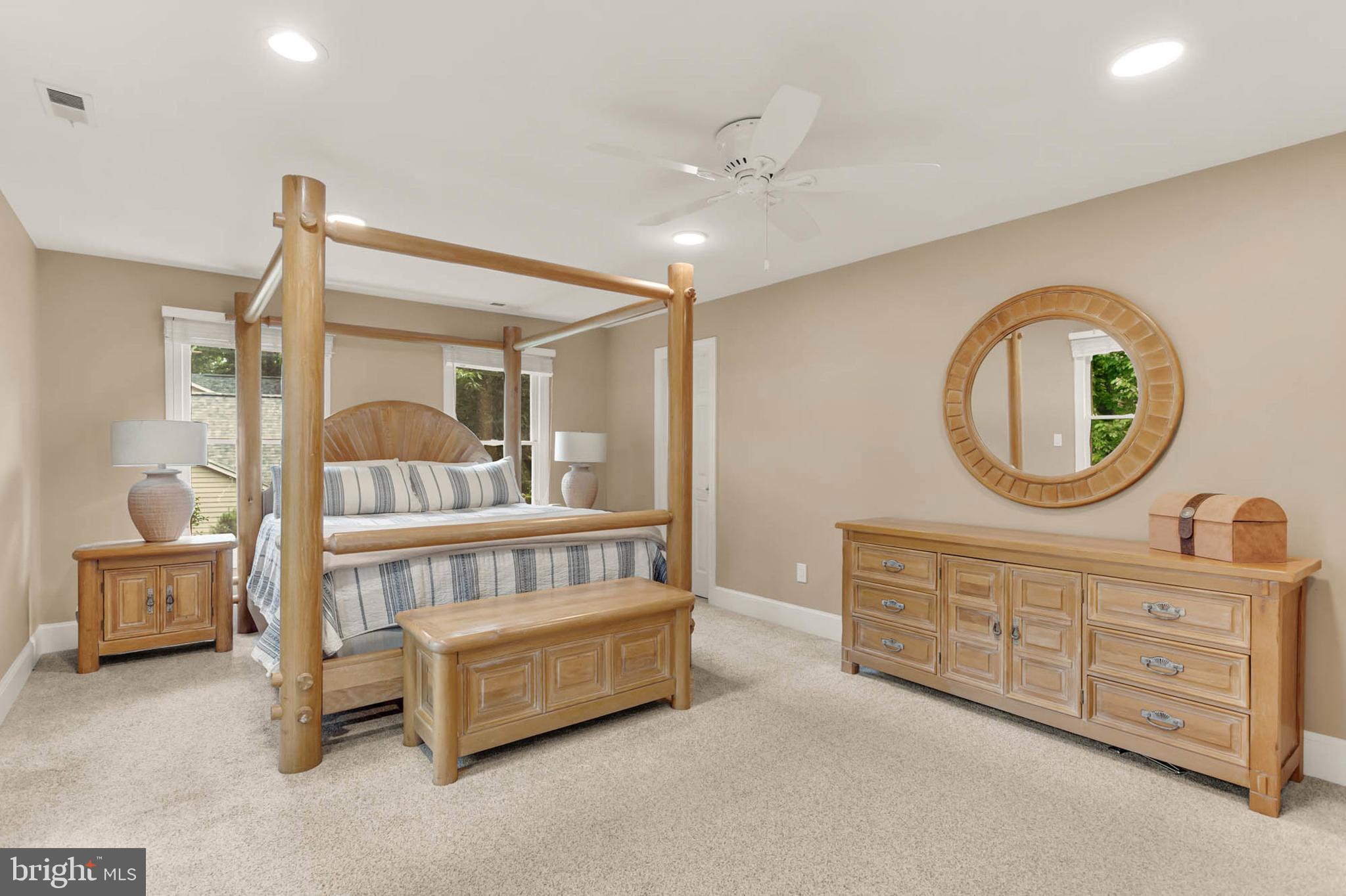 VALLEY GATE - Residential