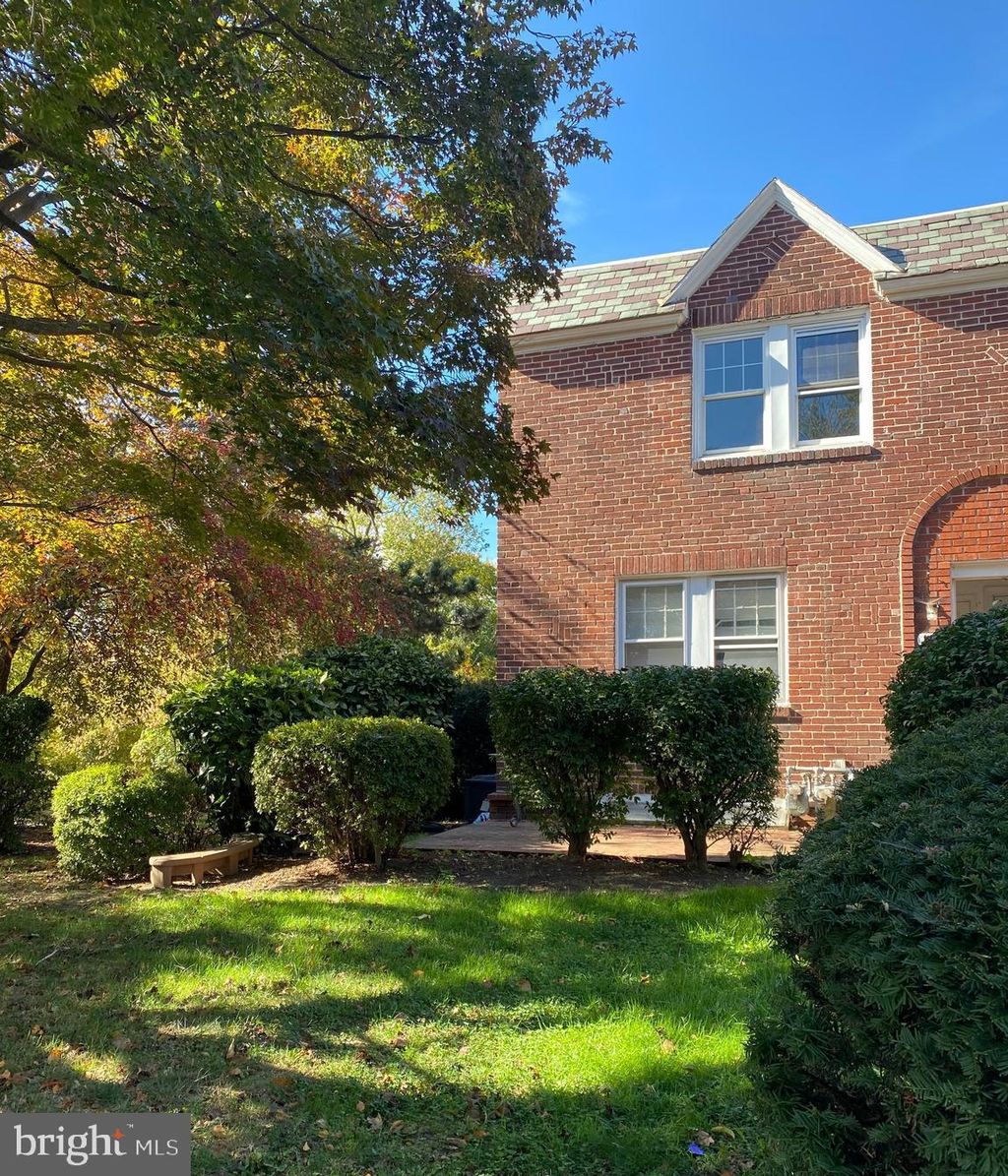 Photo of 172 Bridge Street, DREXEL HILL, PA 19026 (MLS # PADE2105108)