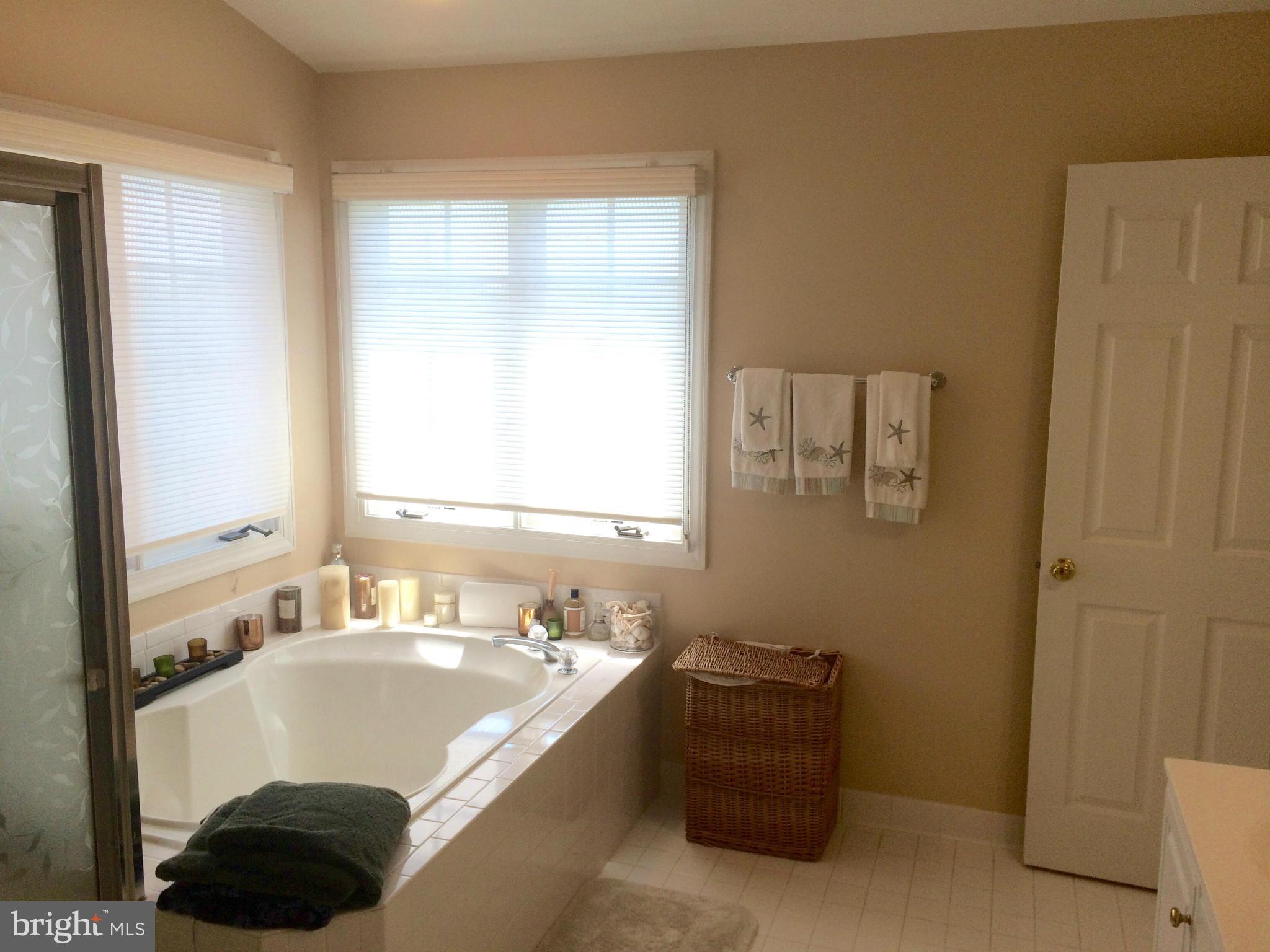 PINEY GLEN VILLAGE - Residential Lease