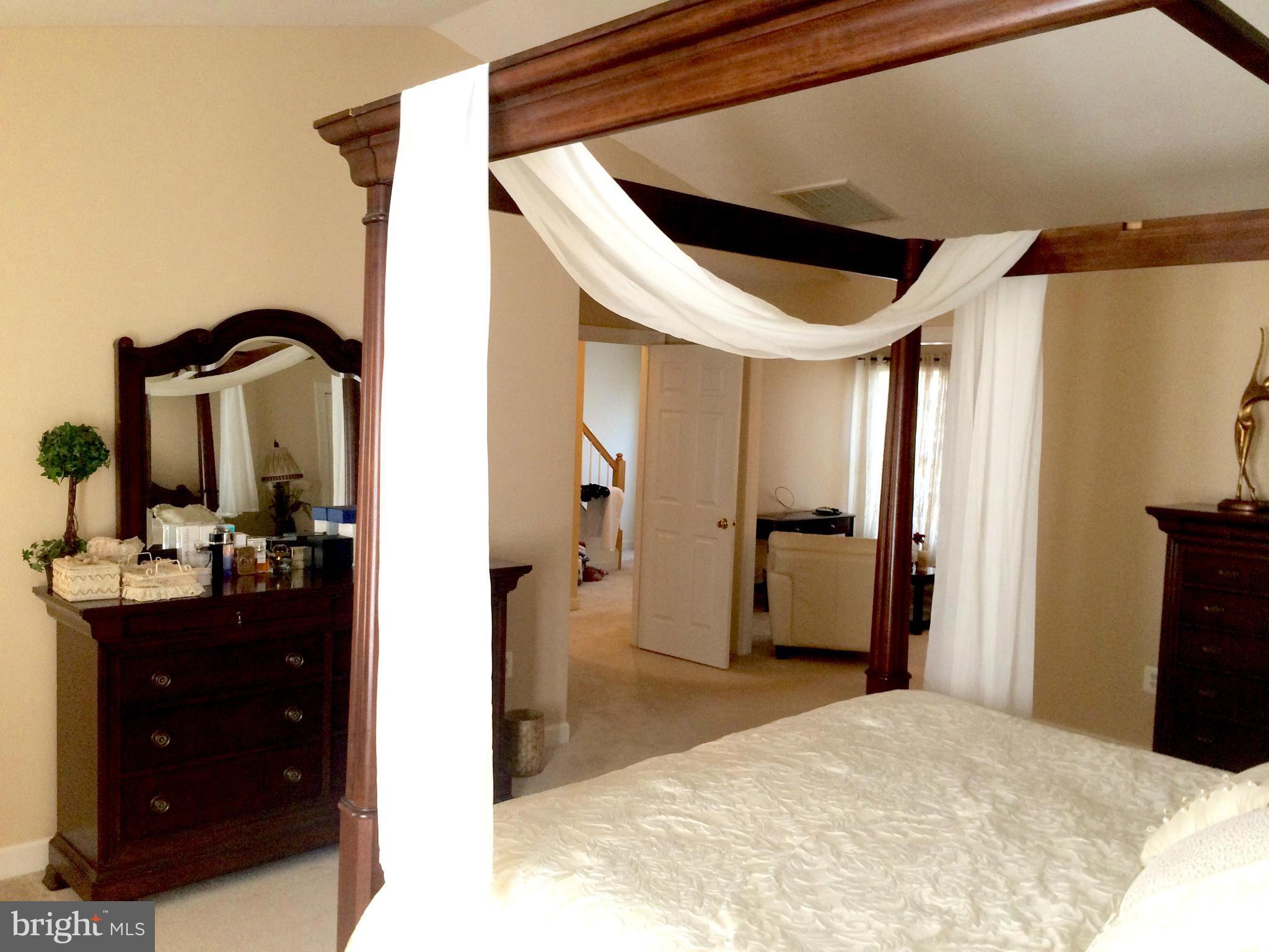 PINEY GLEN VILLAGE - Residential Lease