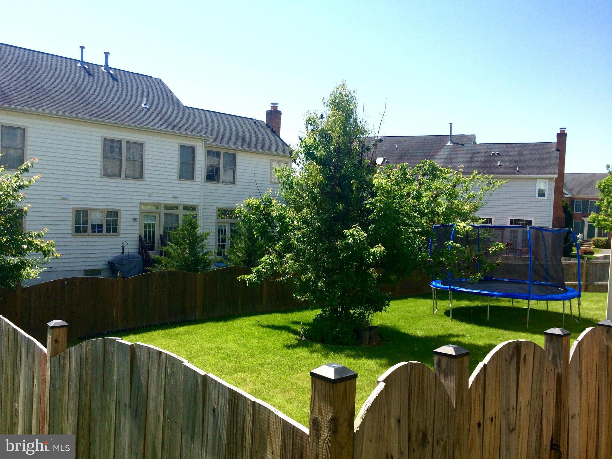 PINEY GLEN VILLAGE - Residential Lease