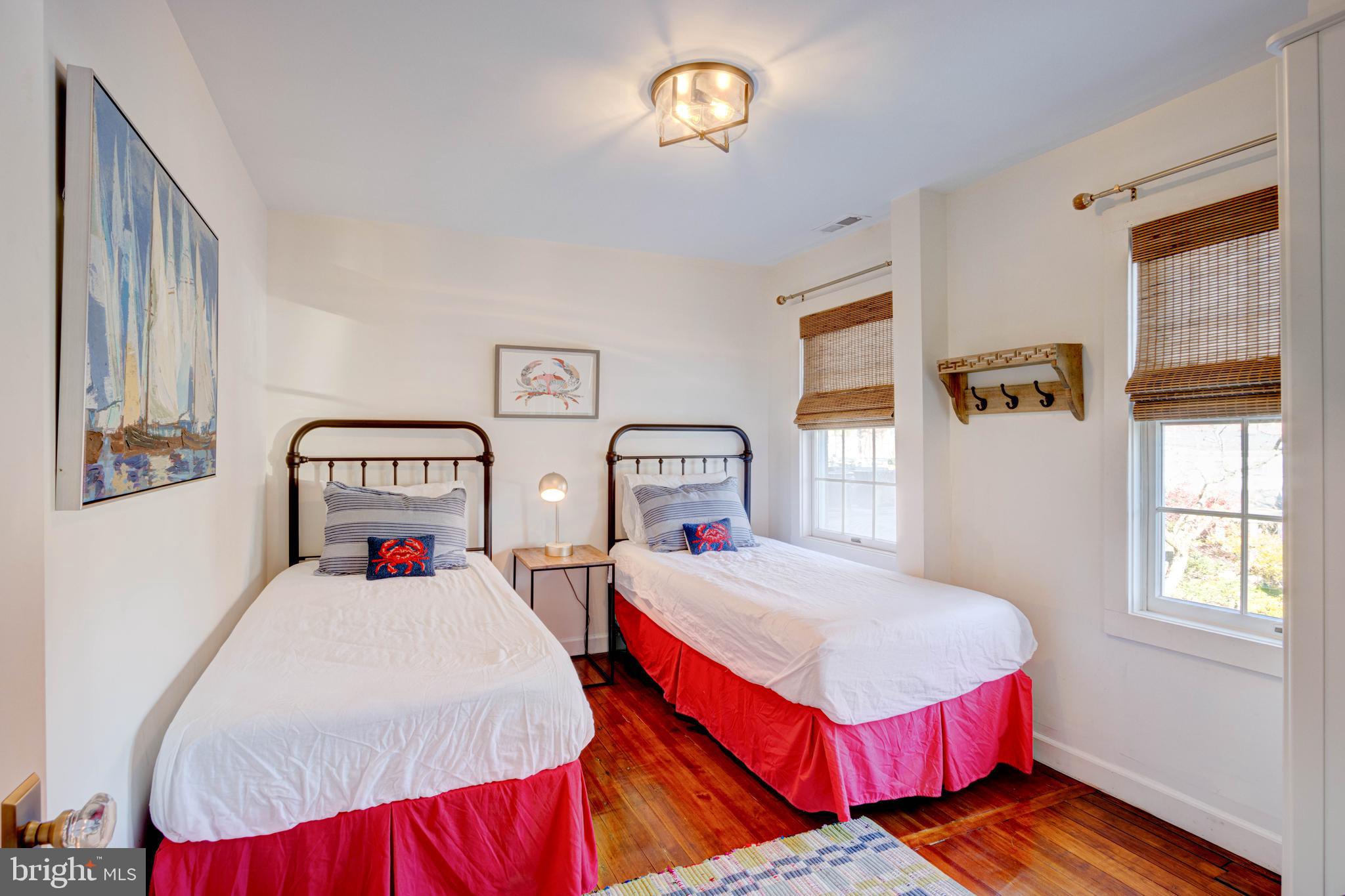 ANNAPOLIS - Residential