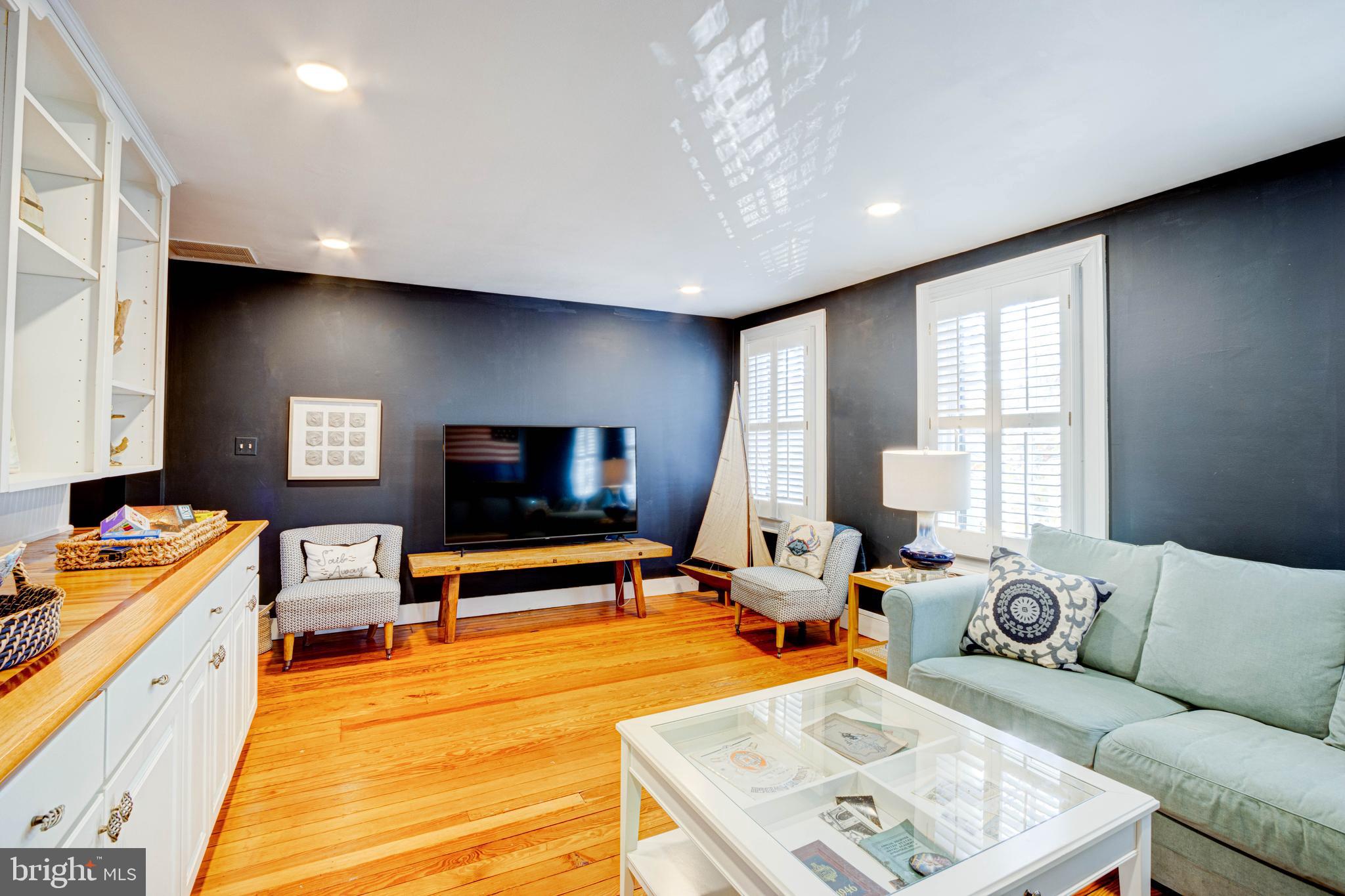 ANNAPOLIS - Residential