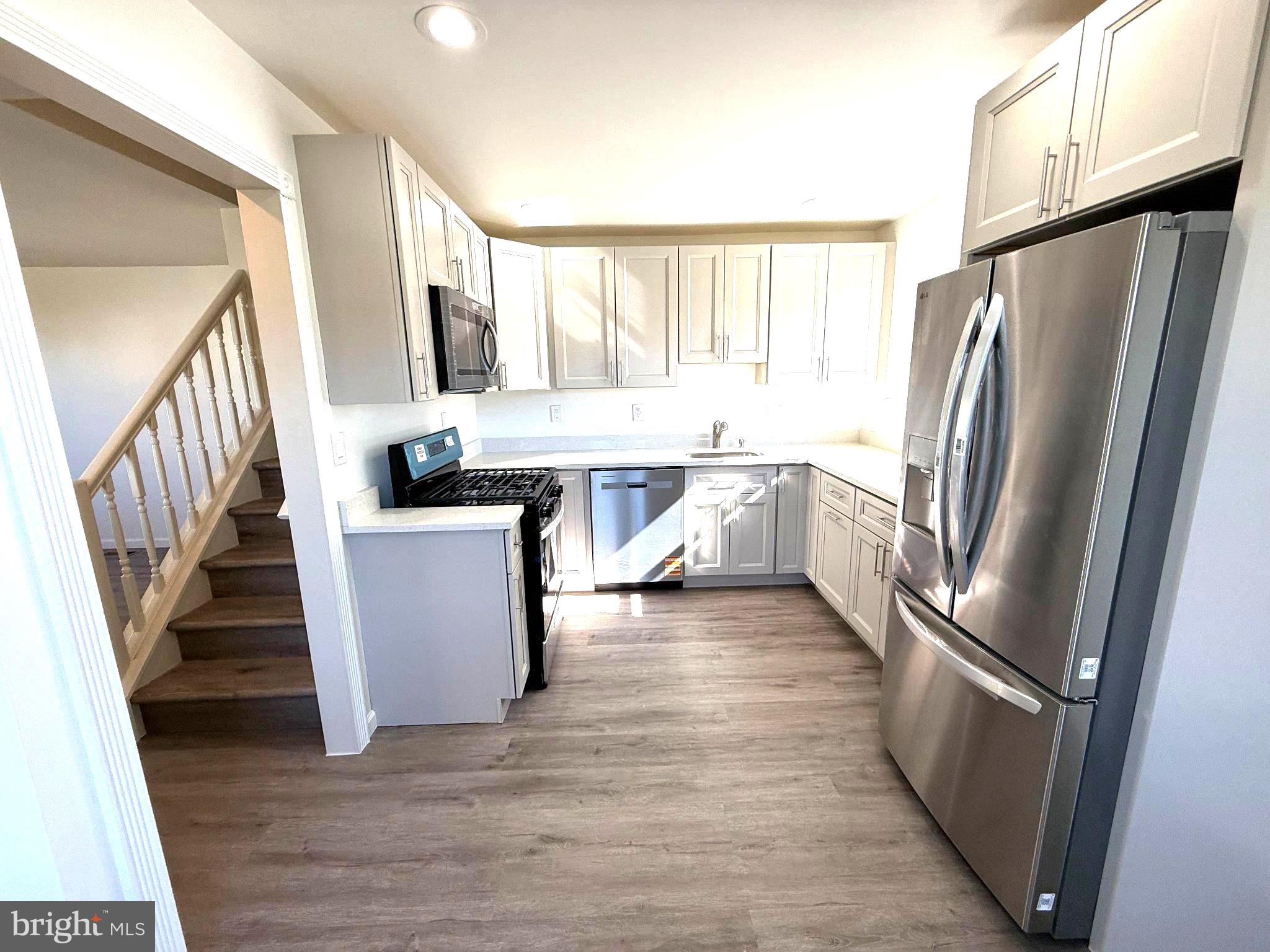 3451 YARDLEY DRIVE