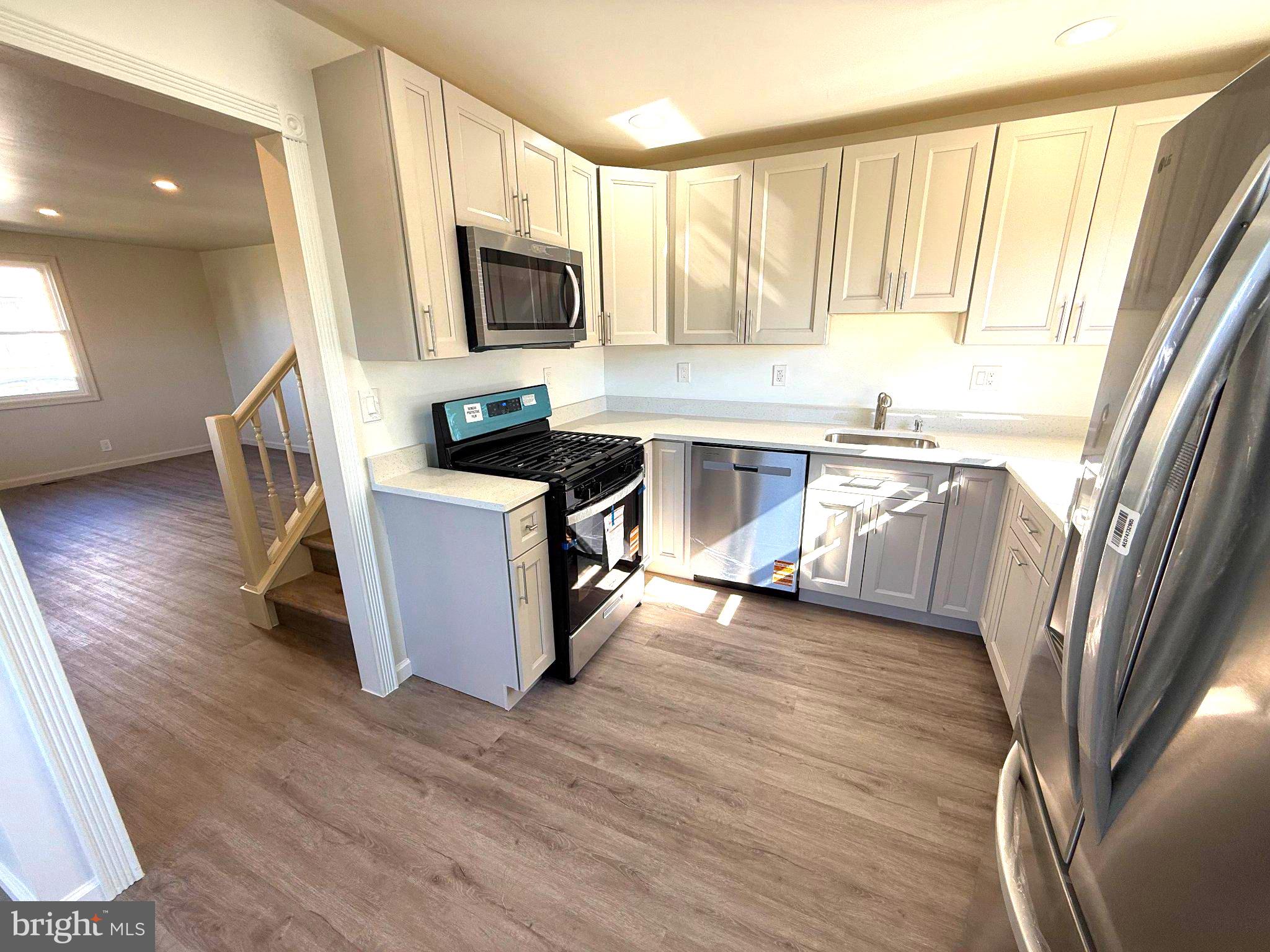3451 YARDLEY DRIVE