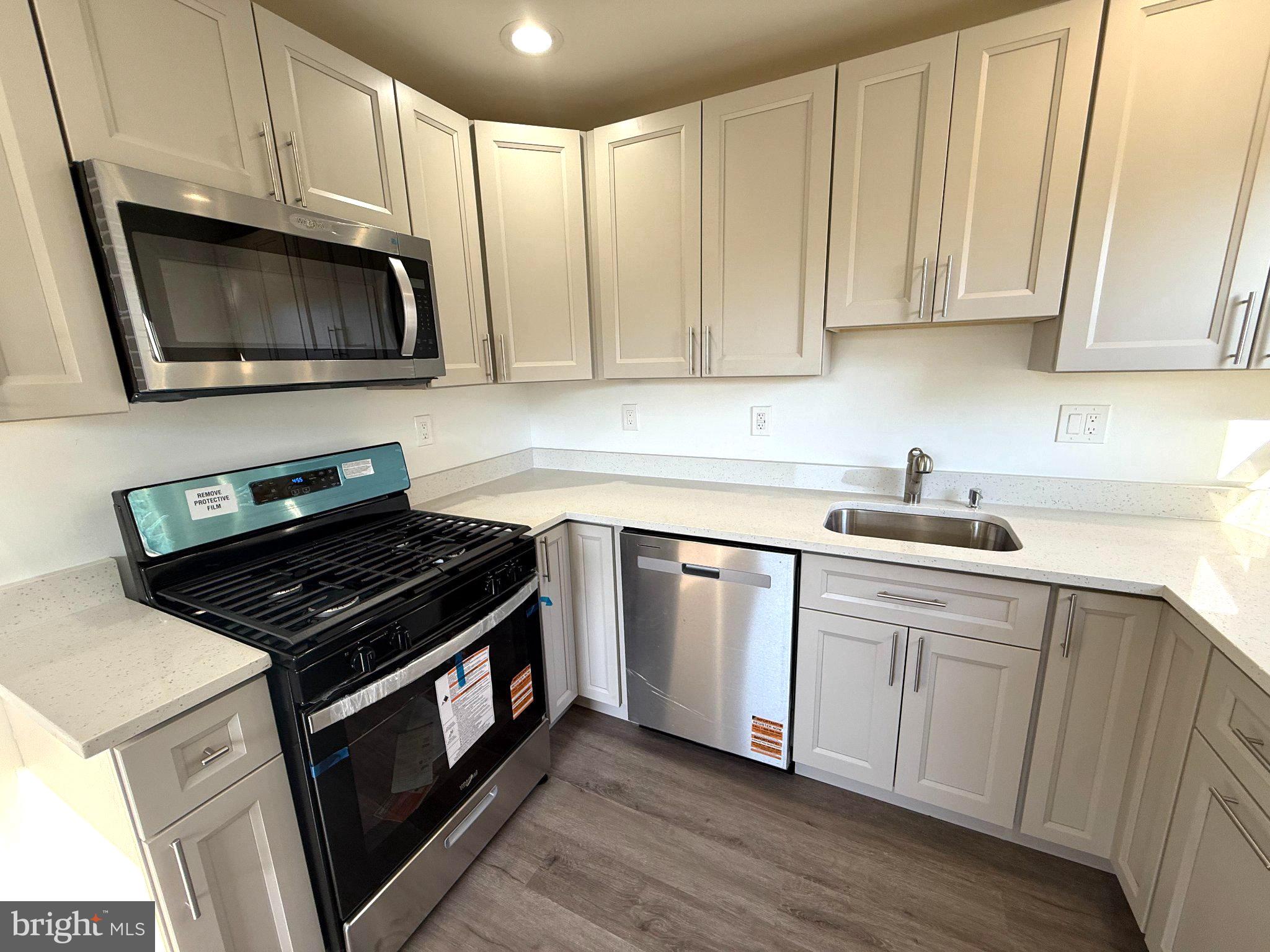 3451 YARDLEY DRIVE