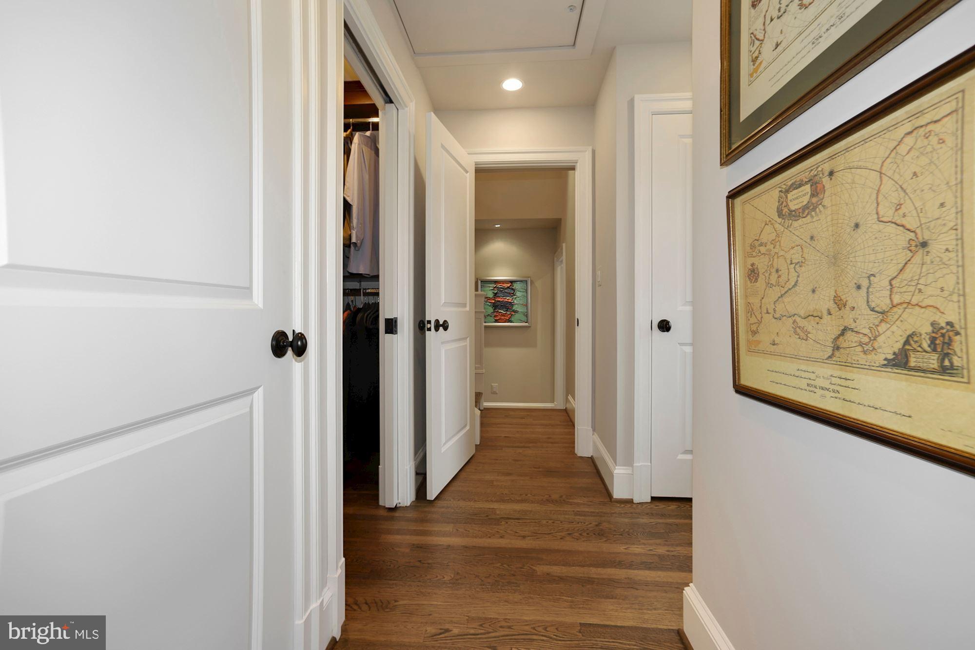 CHEVY CHASE - Residential