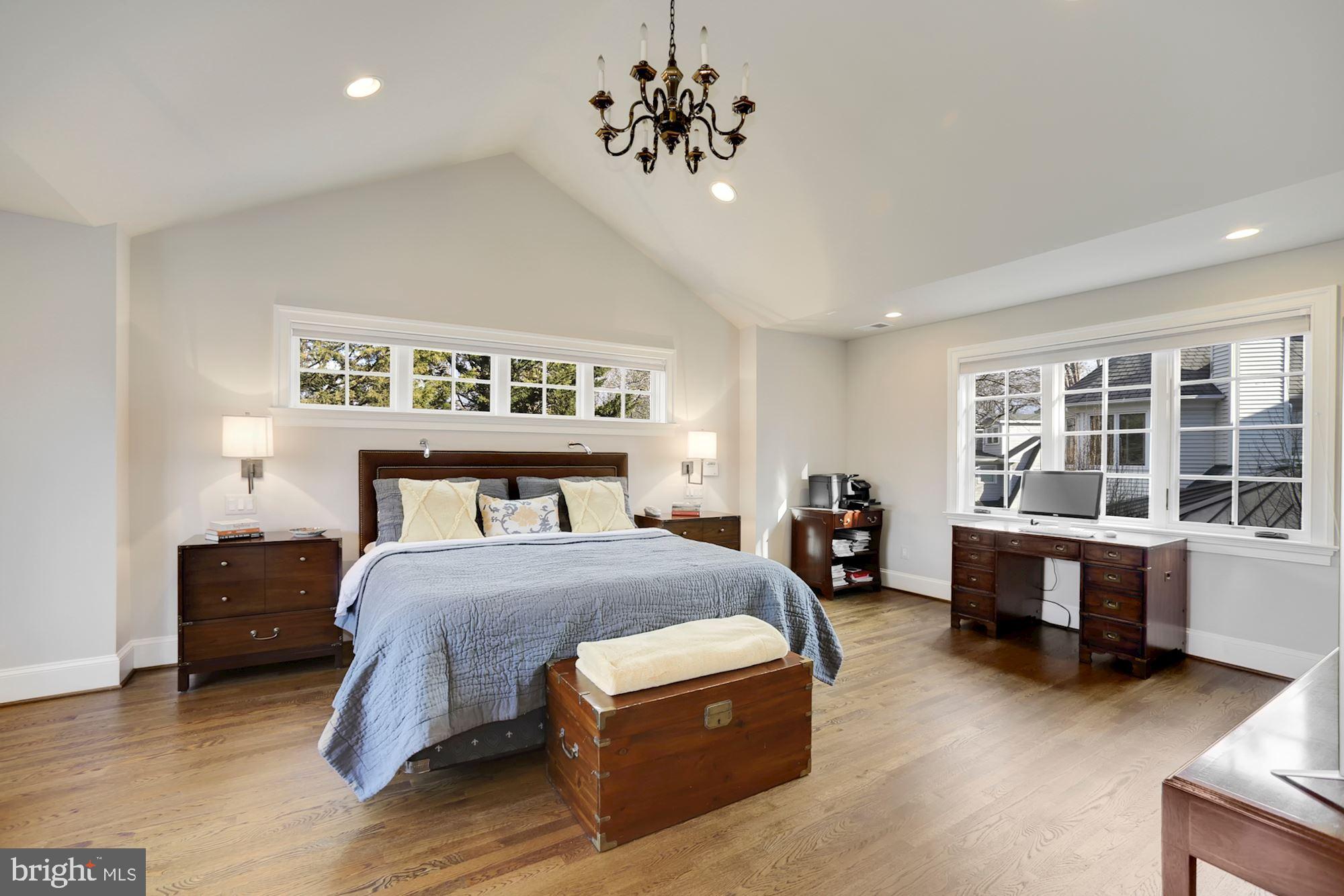 CHEVY CHASE - Residential