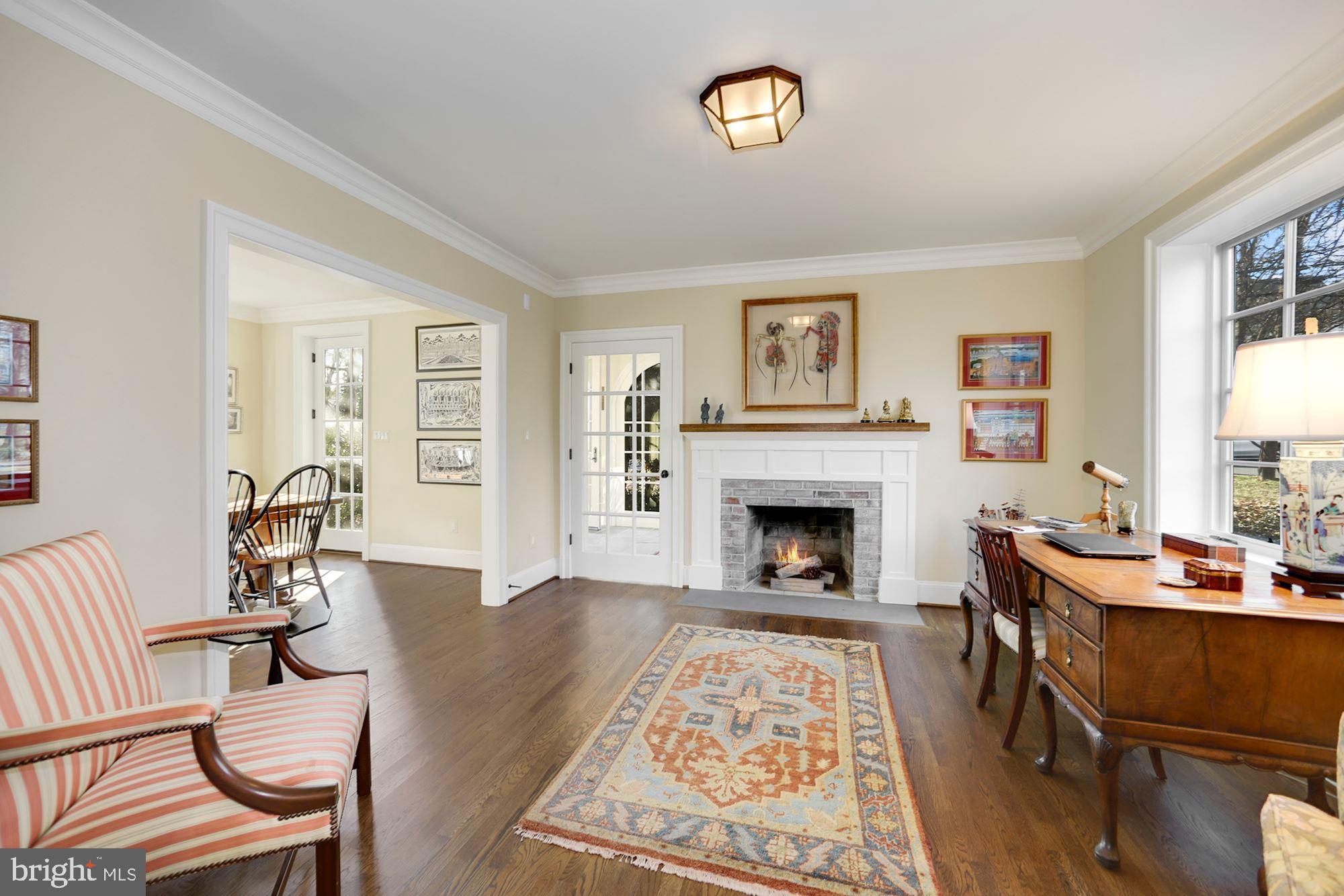 CHEVY CHASE - Residential