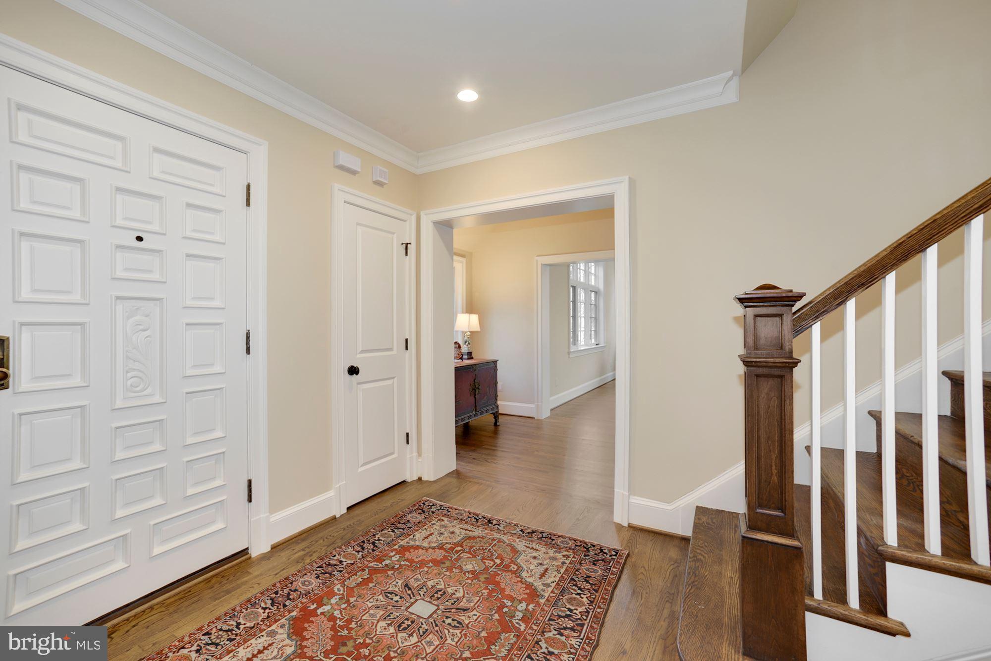 CHEVY CHASE - Residential