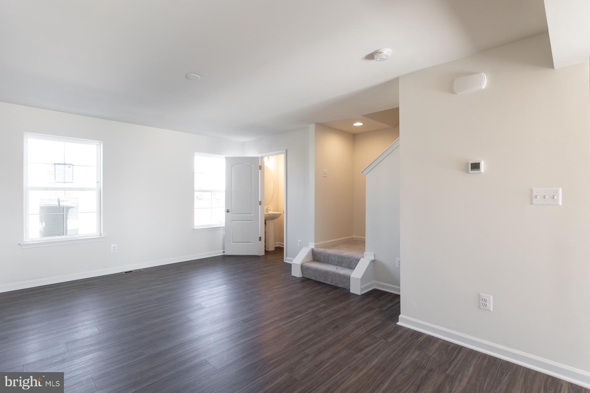 TOWNES AT TATE MANOR - Residential