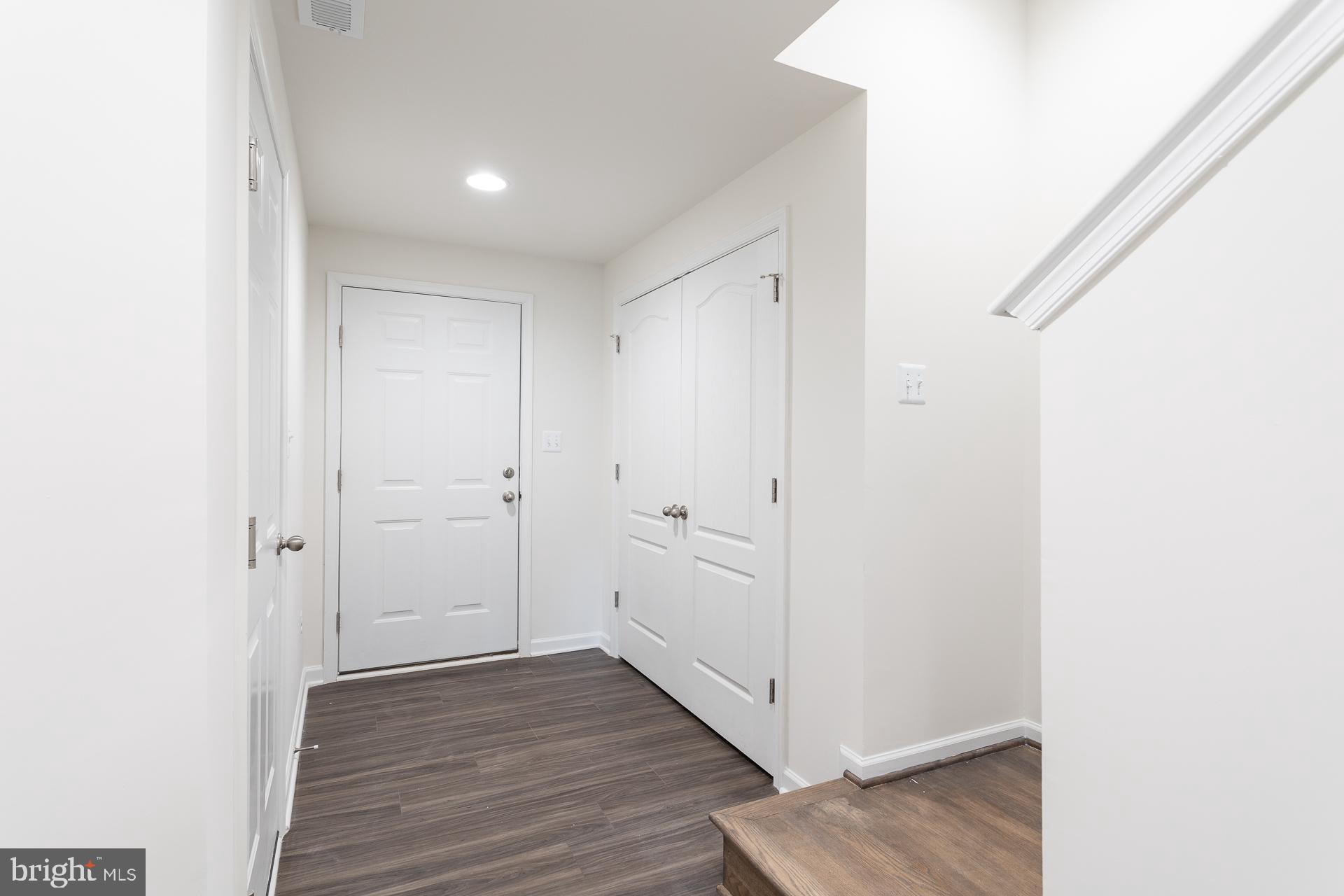 TOWNES AT TATE MANOR - Residential