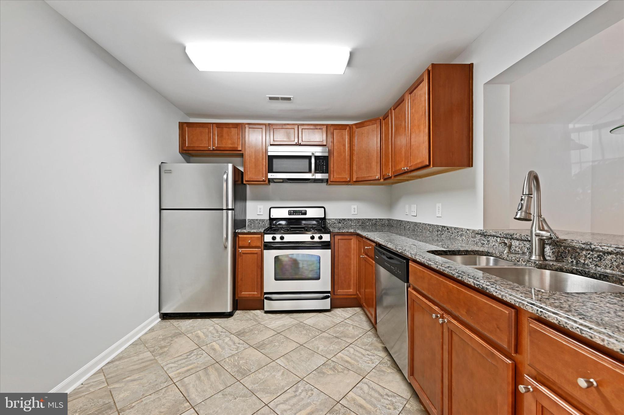 FALLS GABLE - Residential