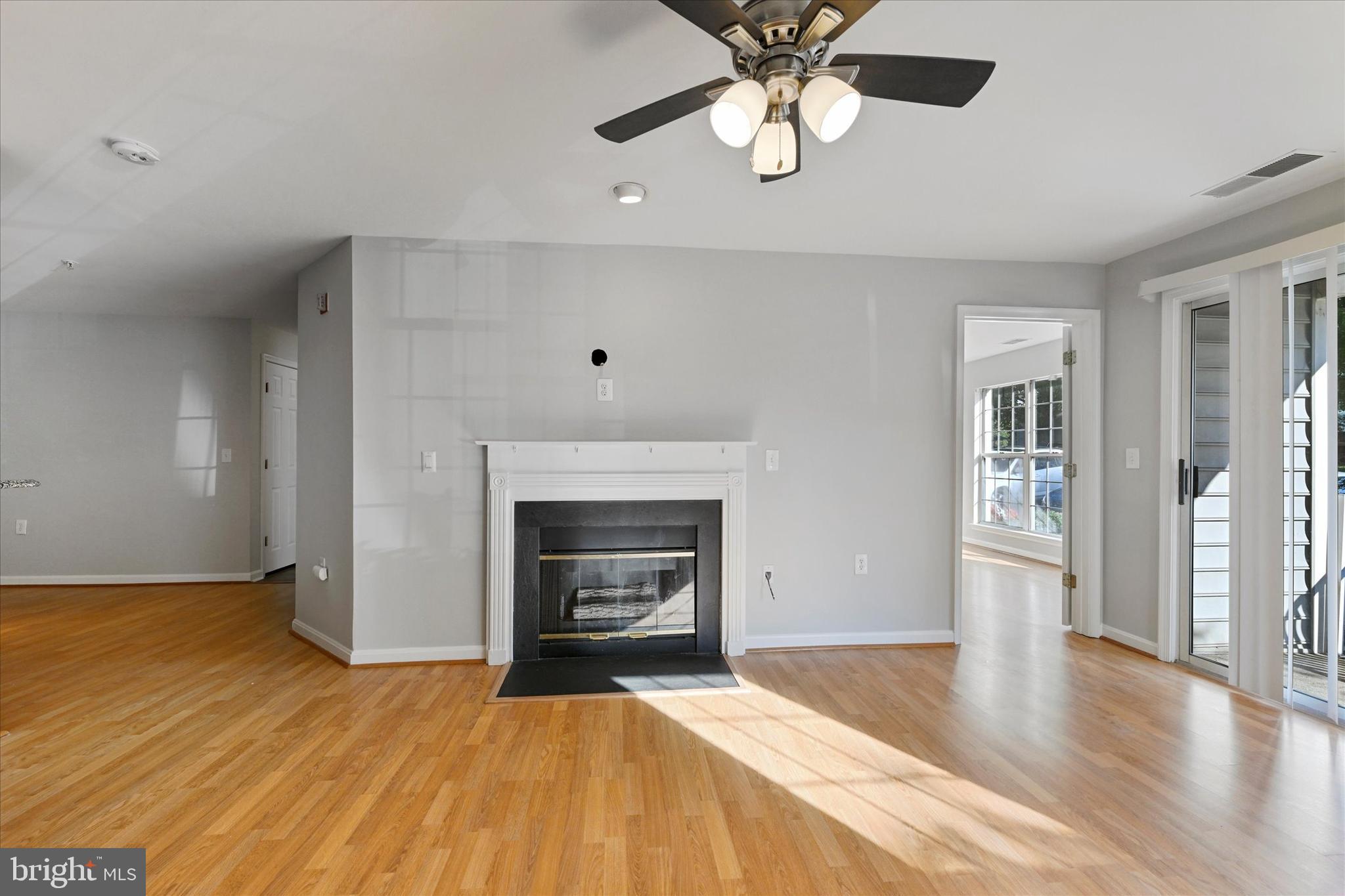 FALLS GABLE - Residential