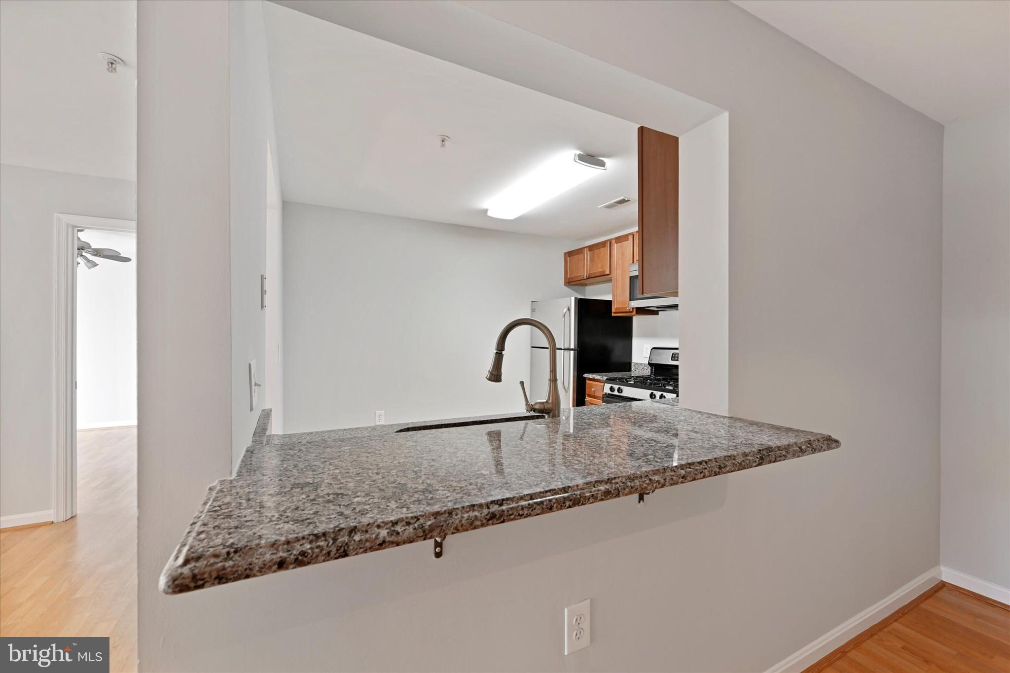 FALLS GABLE - Residential