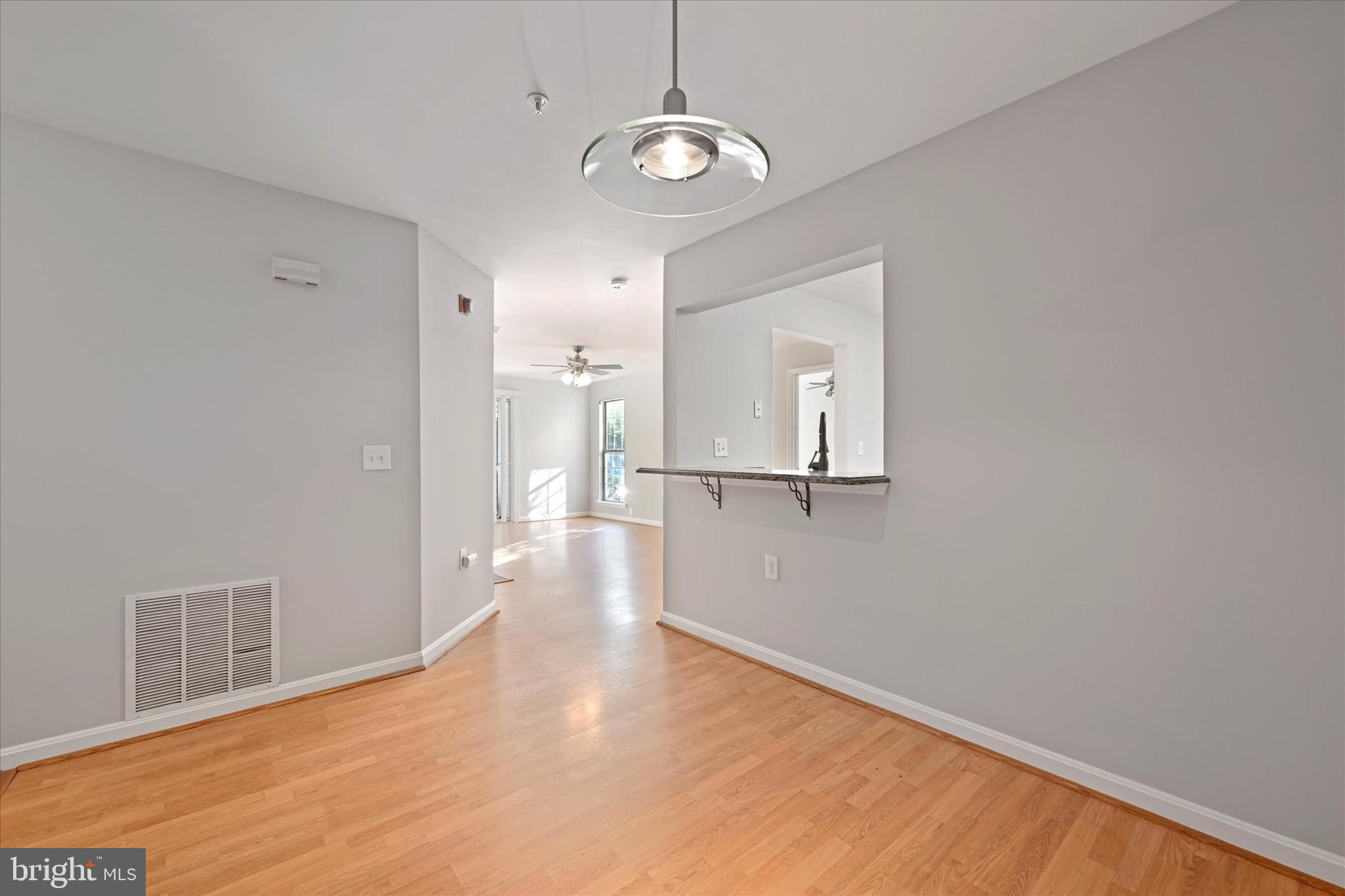 FALLS GABLE - Residential