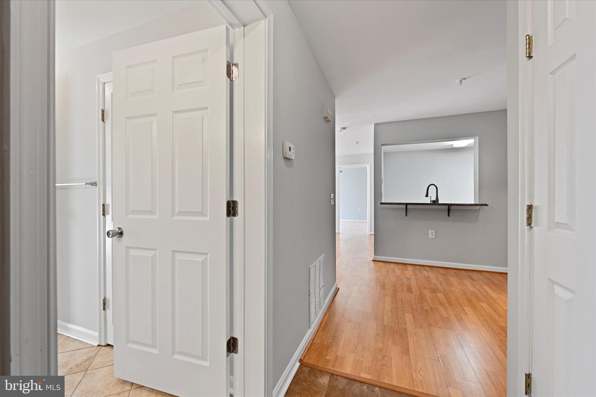 FALLS GABLE - Residential