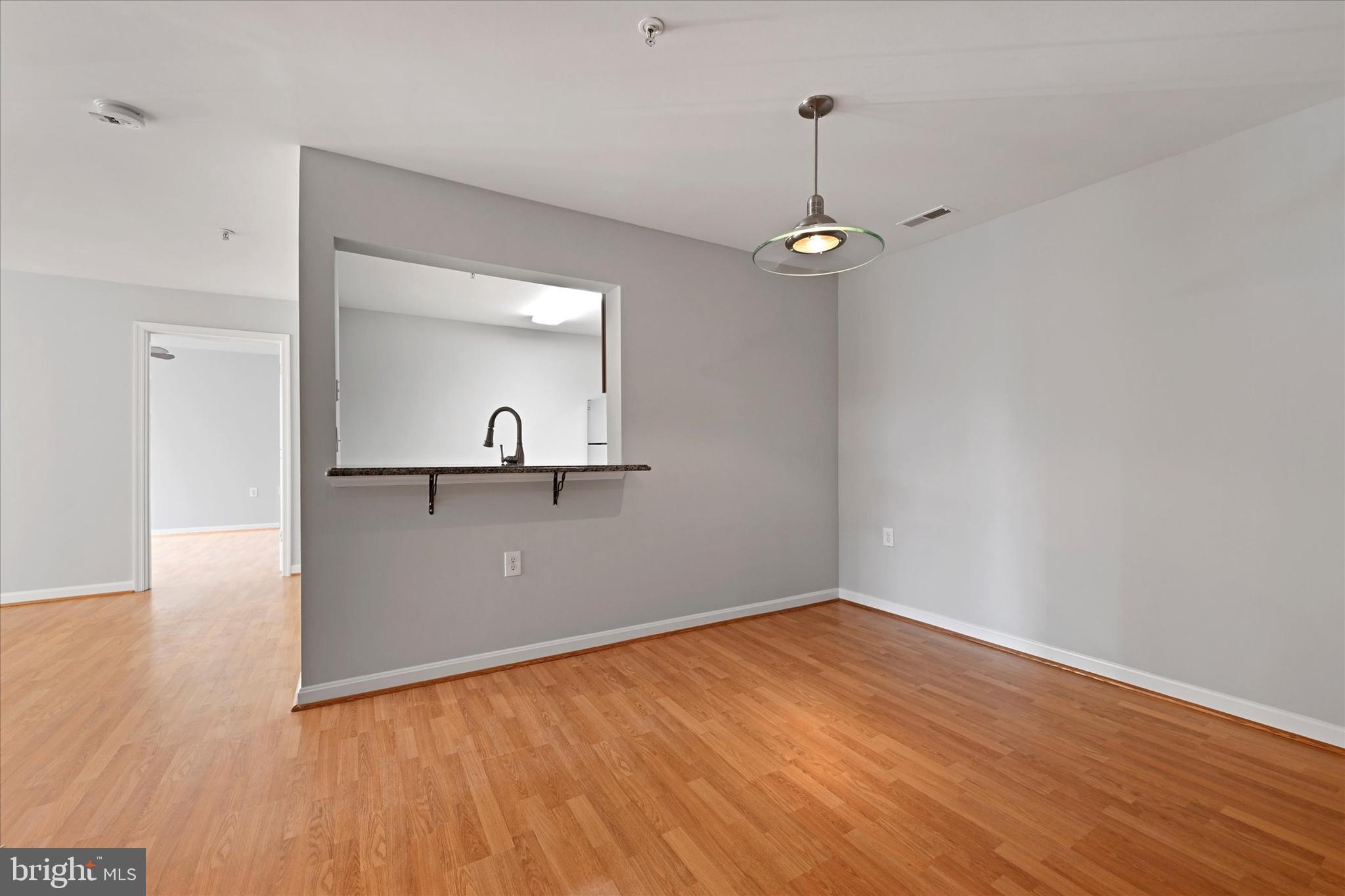 FALLS GABLE - Residential