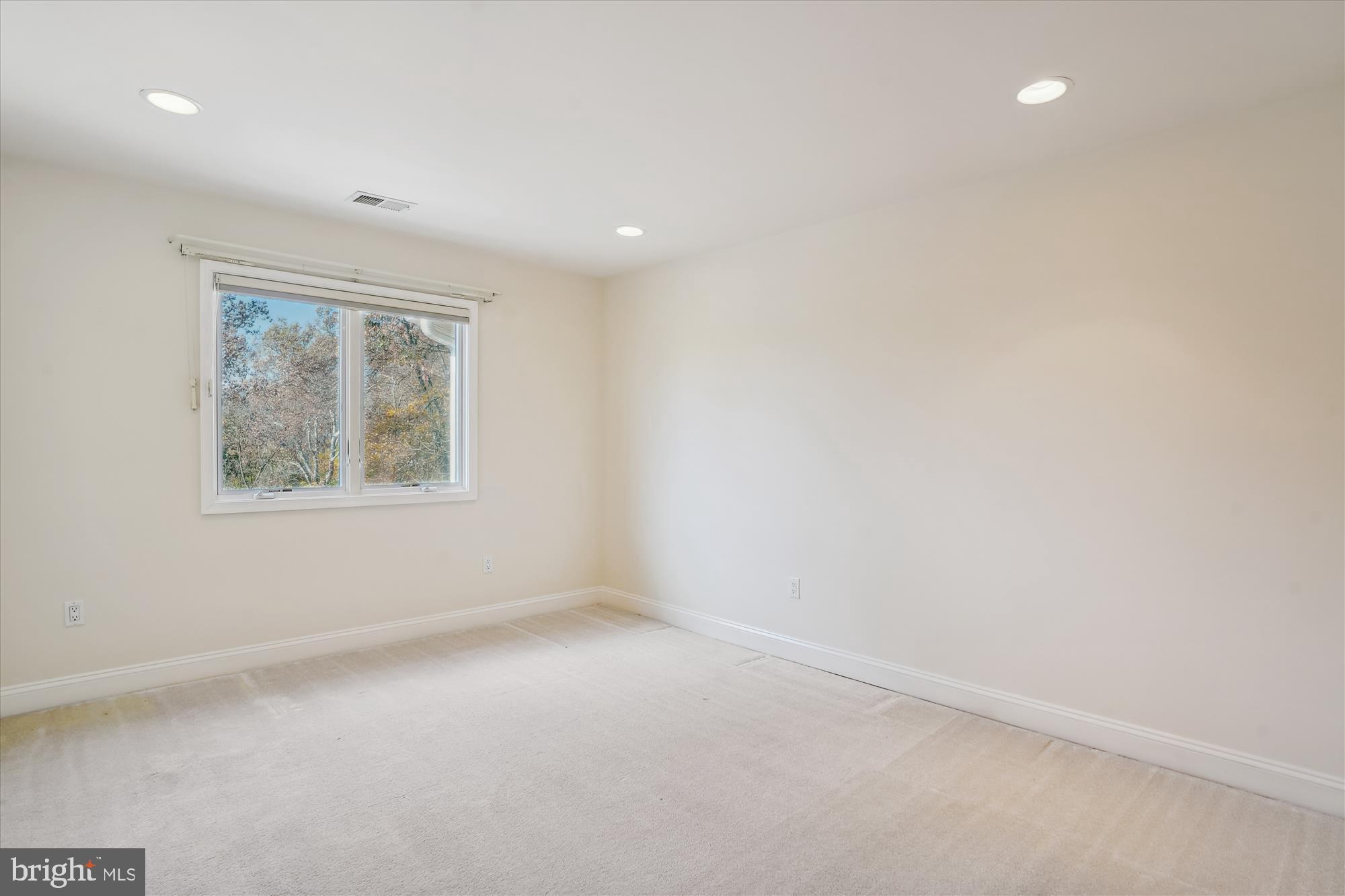 WOODLANDS - Residential