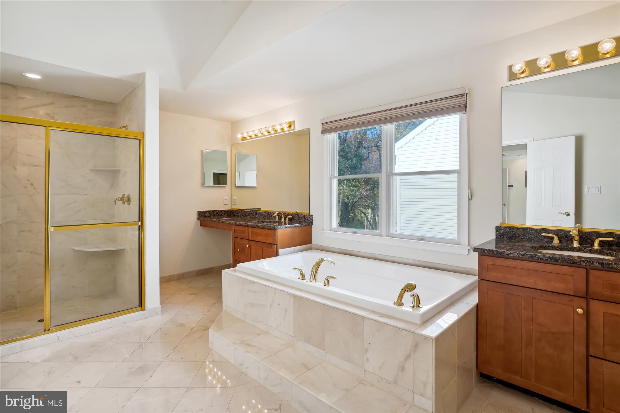 WOODLANDS - Residential