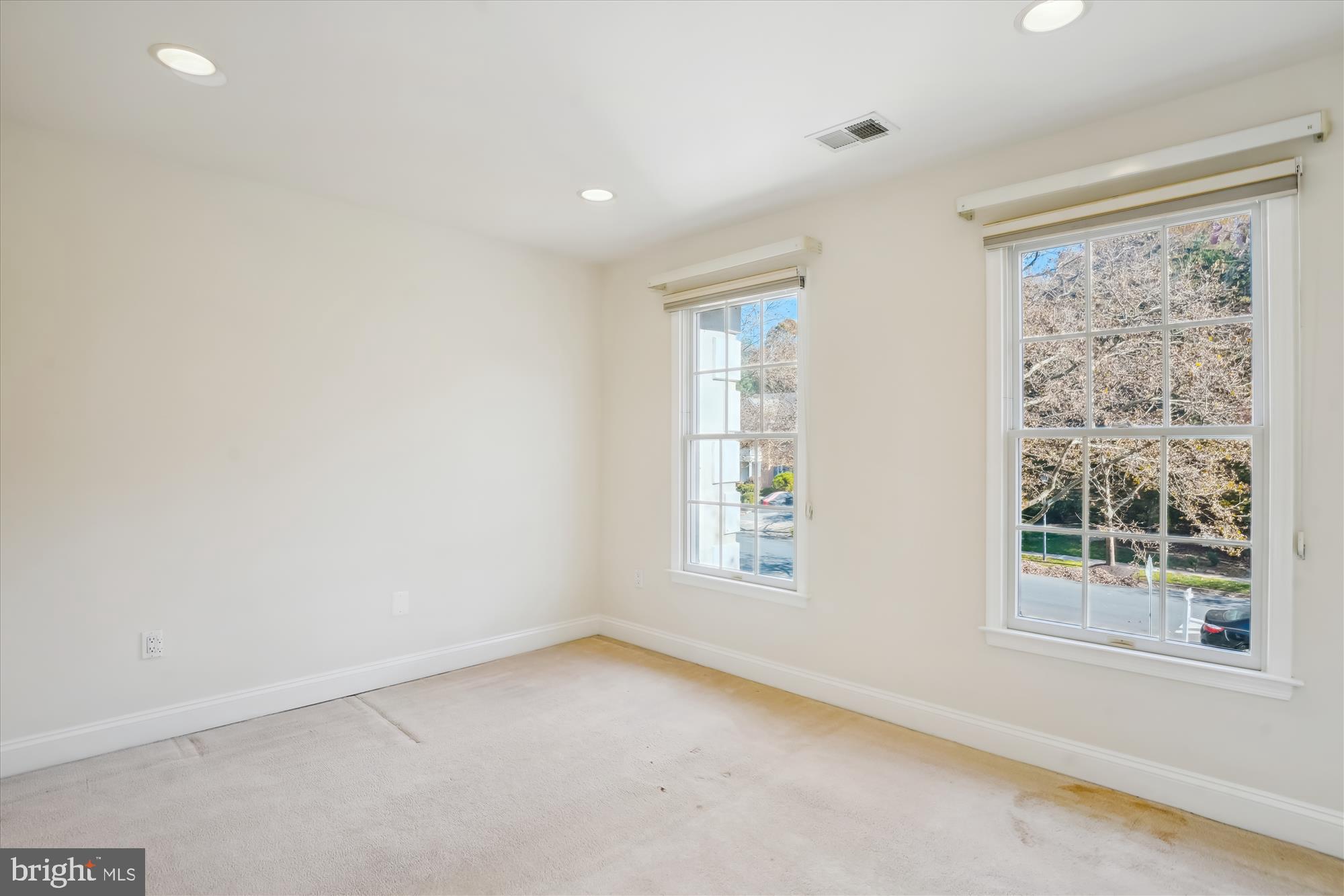 WOODLANDS - Residential