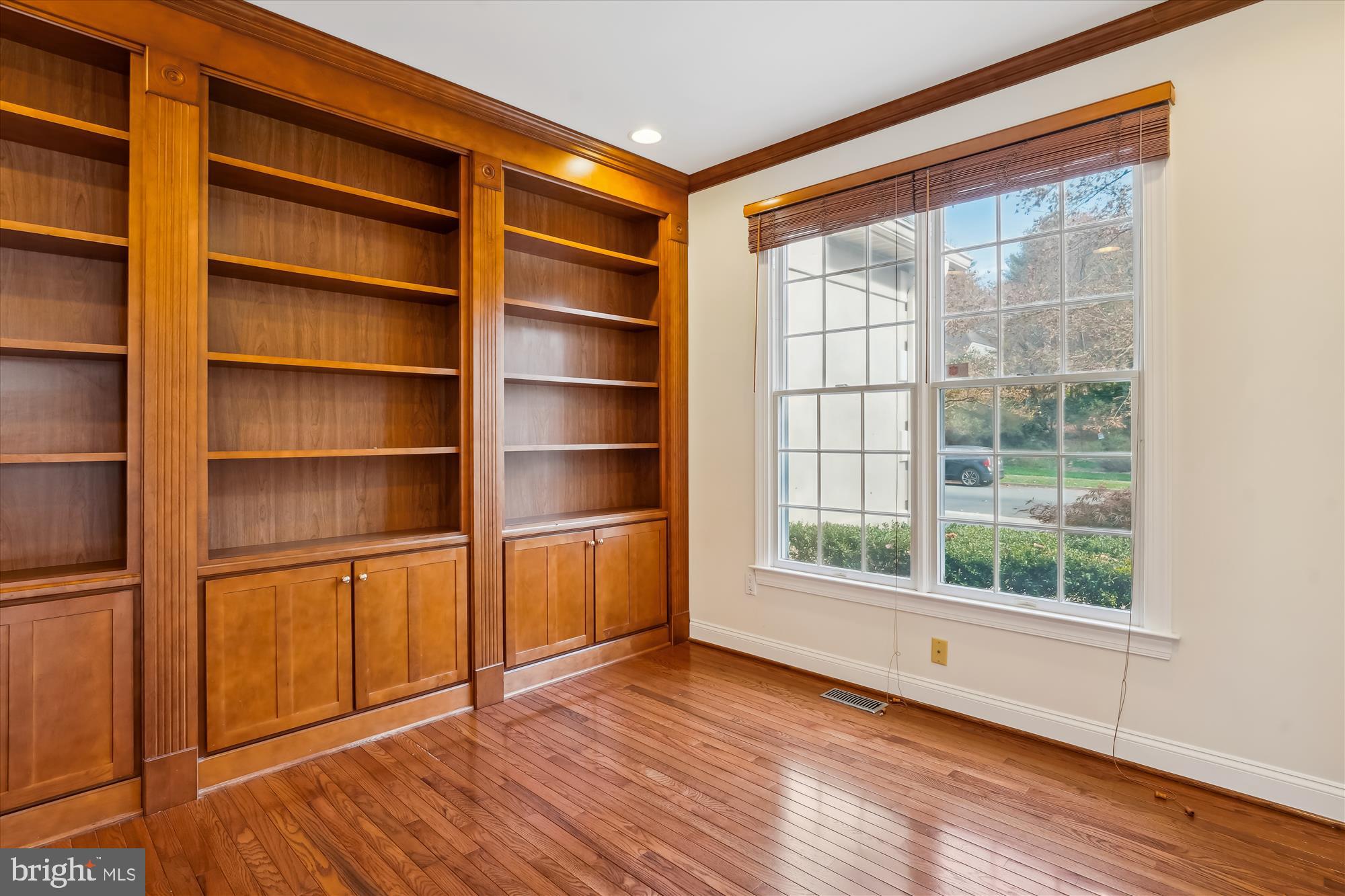 WOODLANDS - Residential