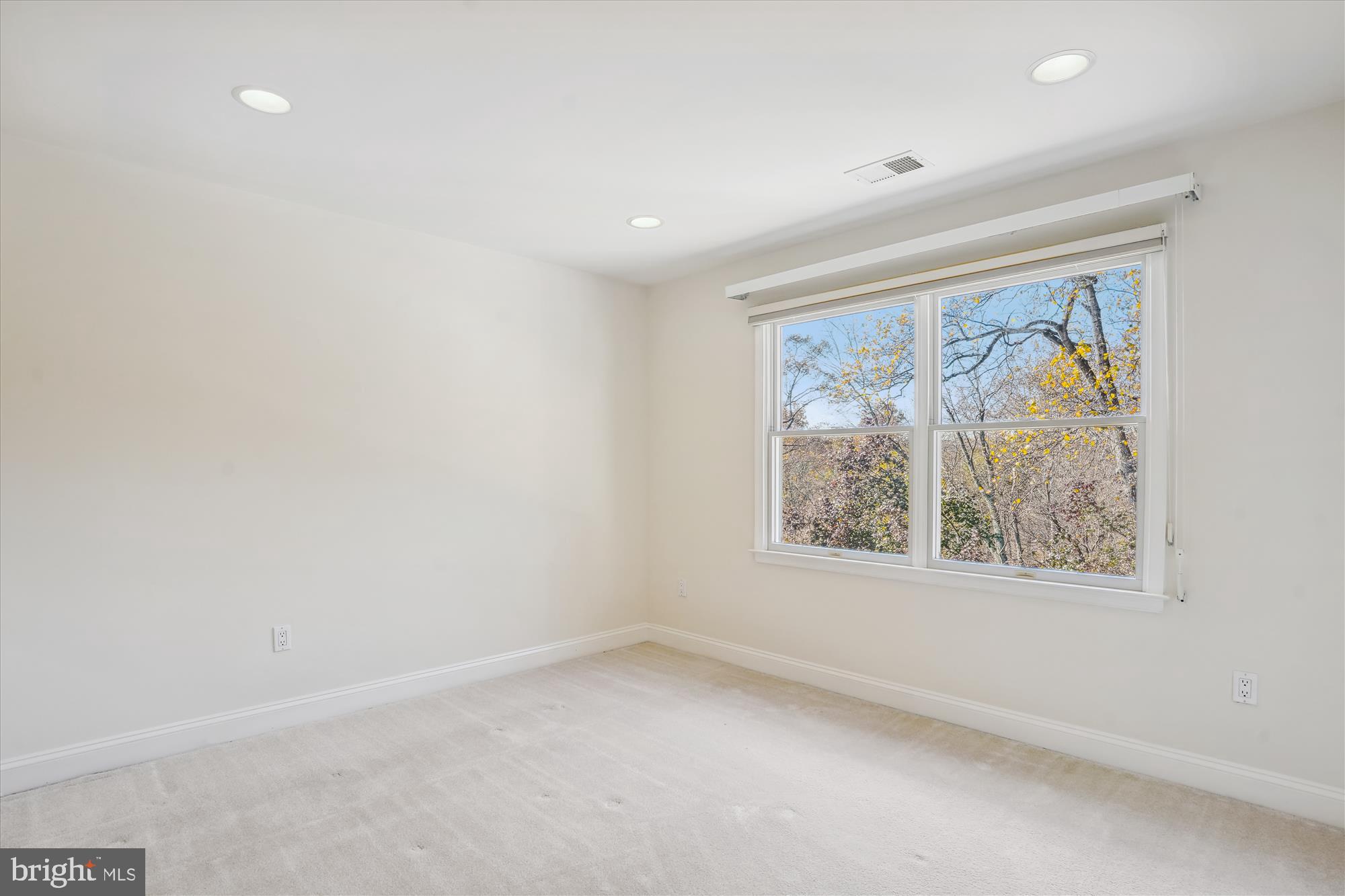 WOODLANDS - Residential