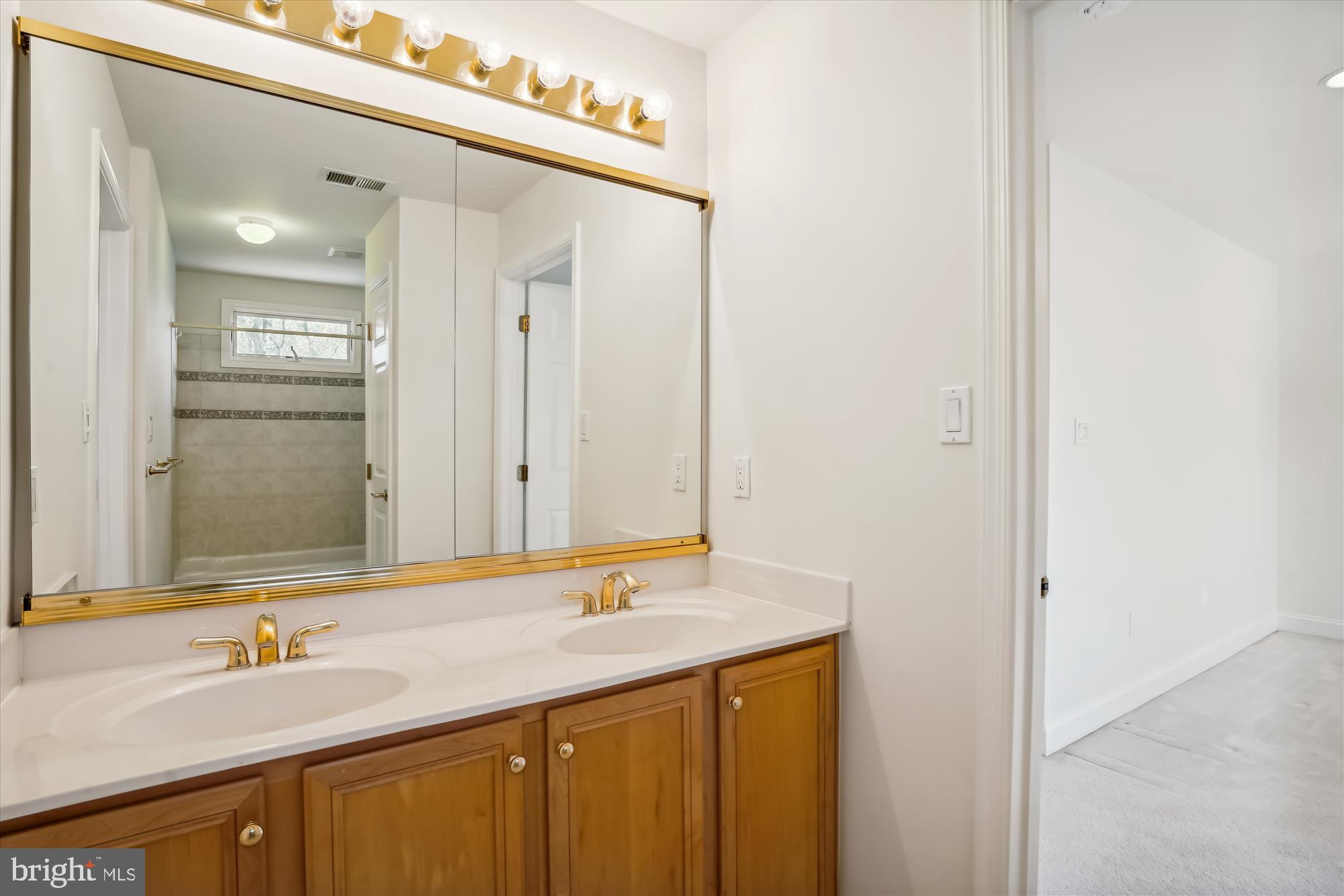 WOODLANDS - Residential