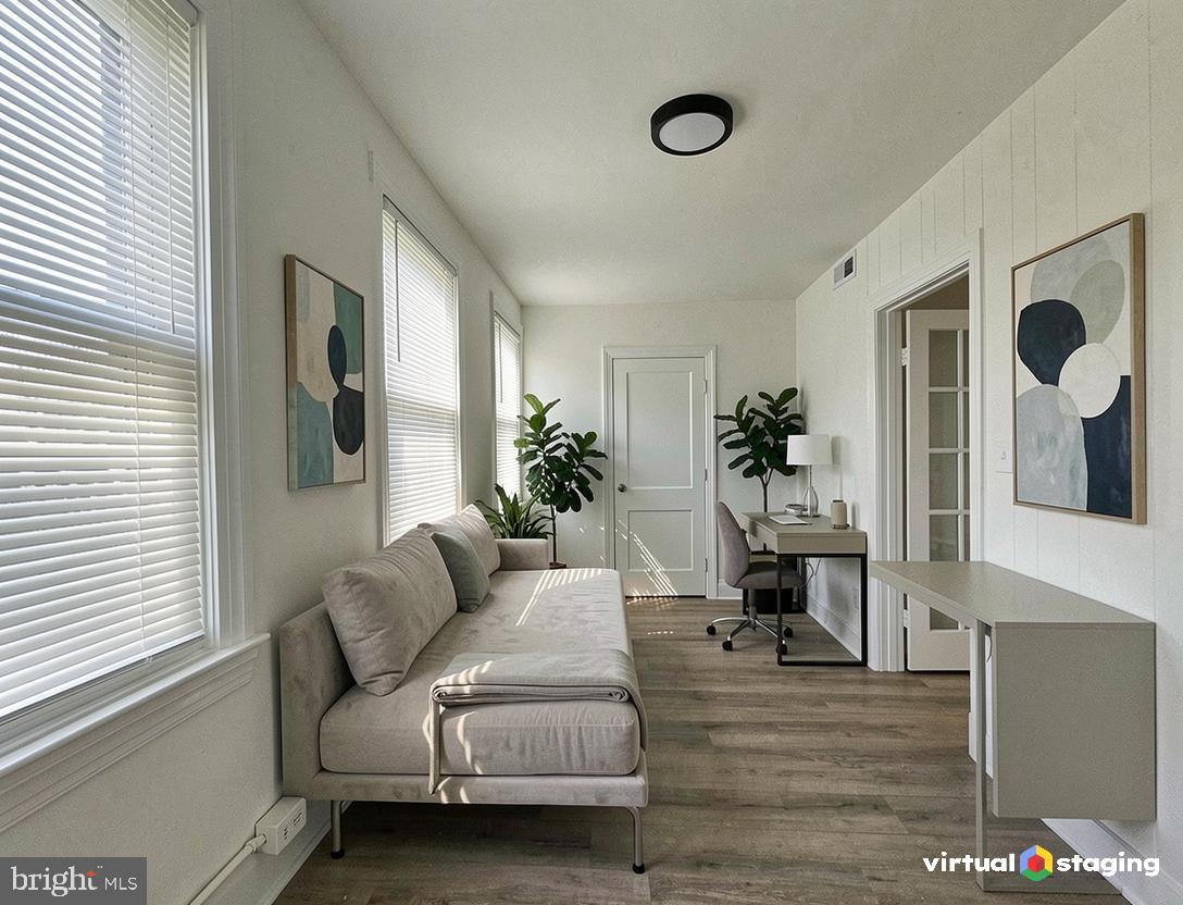 PARKVILLE - Residential