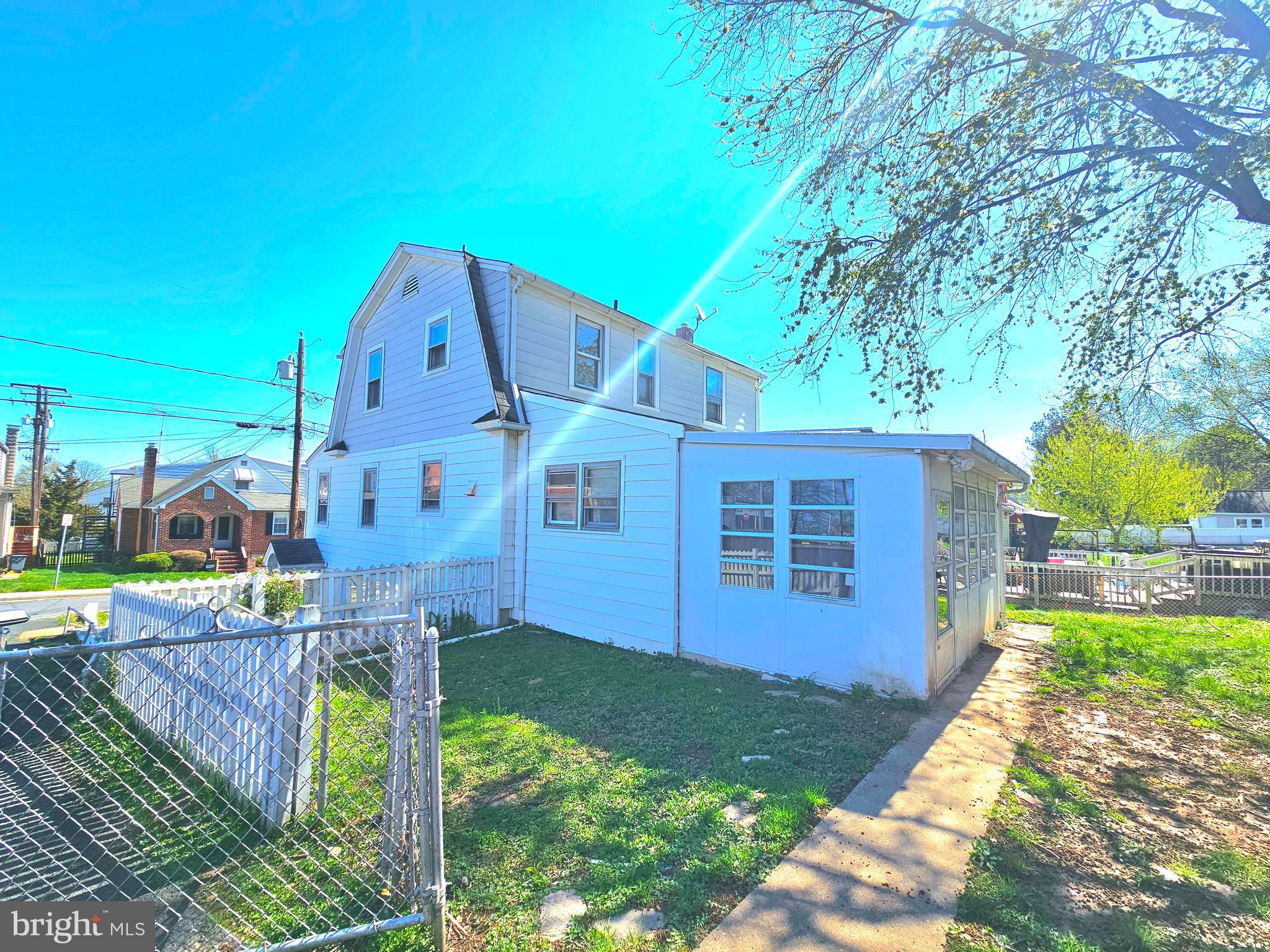 PARKVILLE - Residential