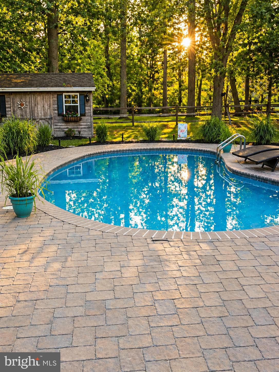 350 PROSPECT BAY DRIVE W