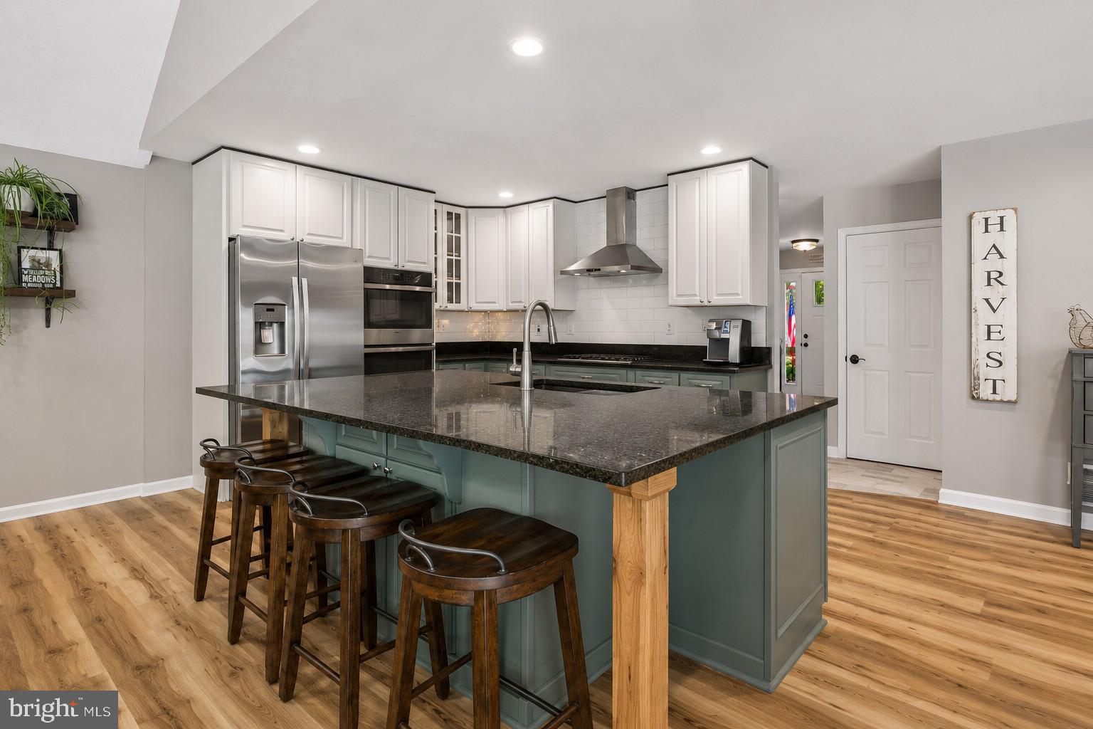 350 PROSPECT BAY DRIVE W