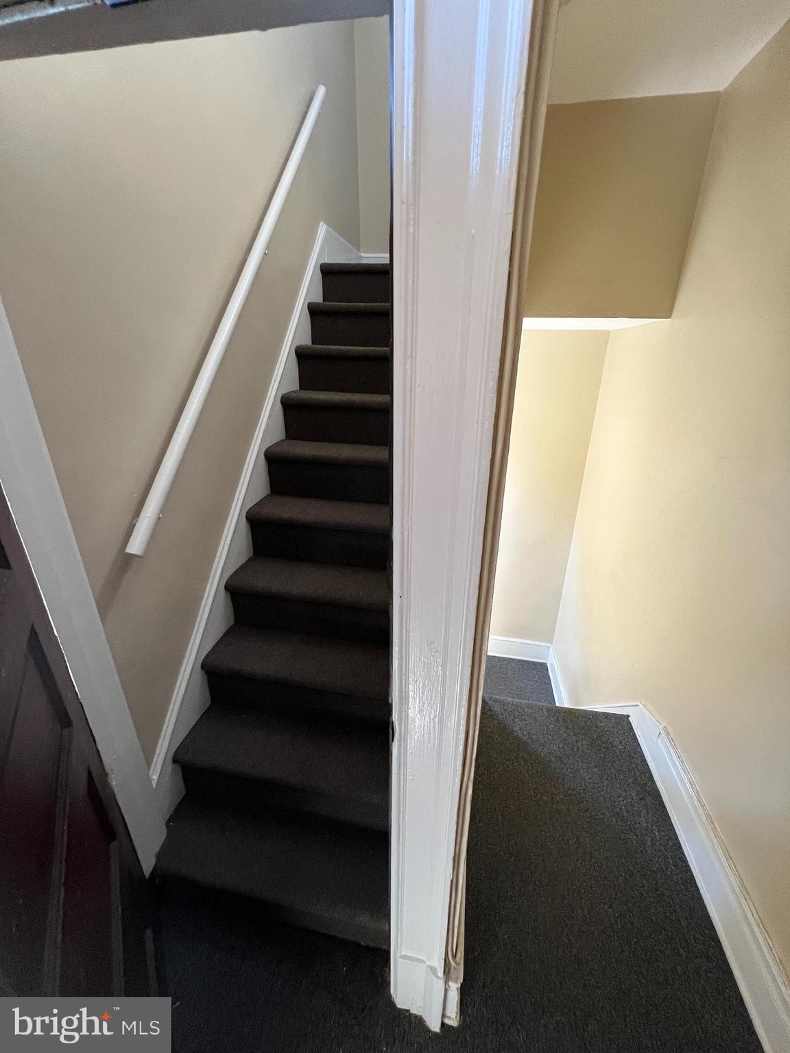 1050 STUYVESANT AVENUE 3 THIRD FLOOR