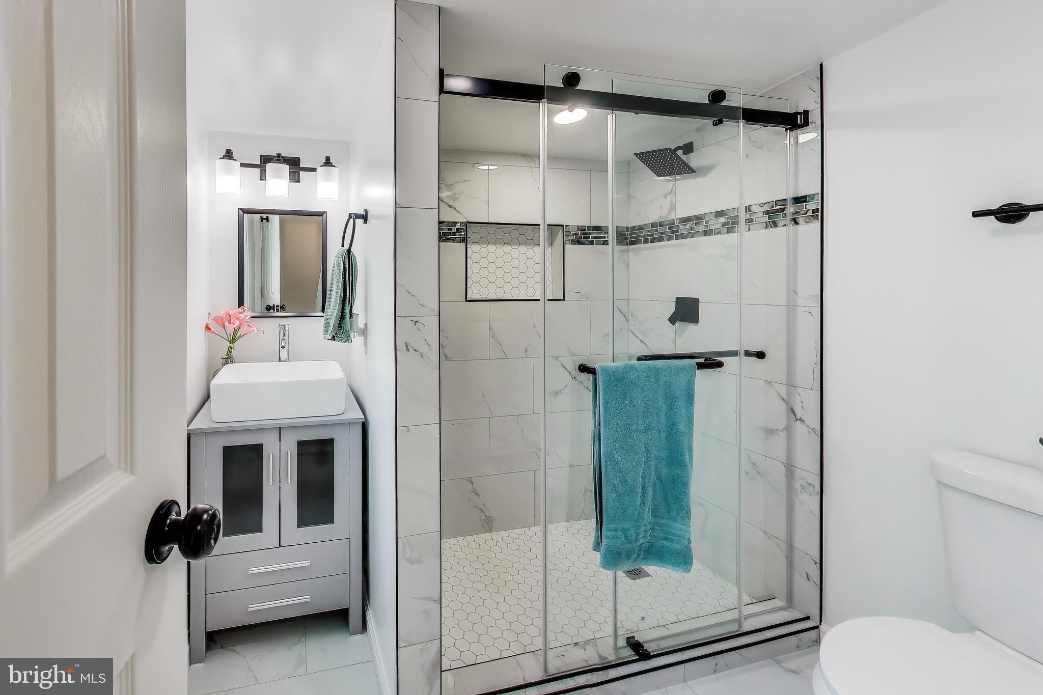 MAPLEWOOD - Residential Lease