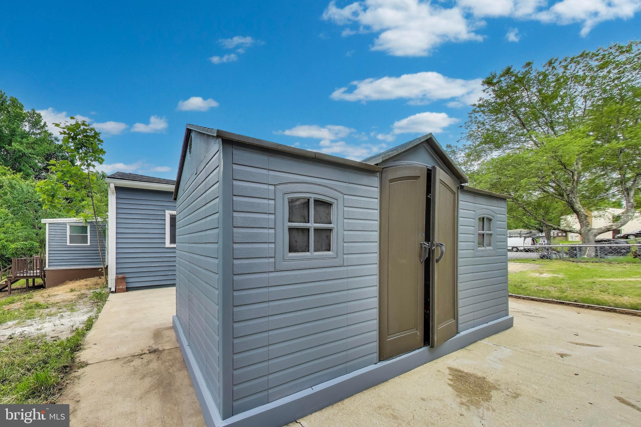 MAPLEWOOD - Residential Lease