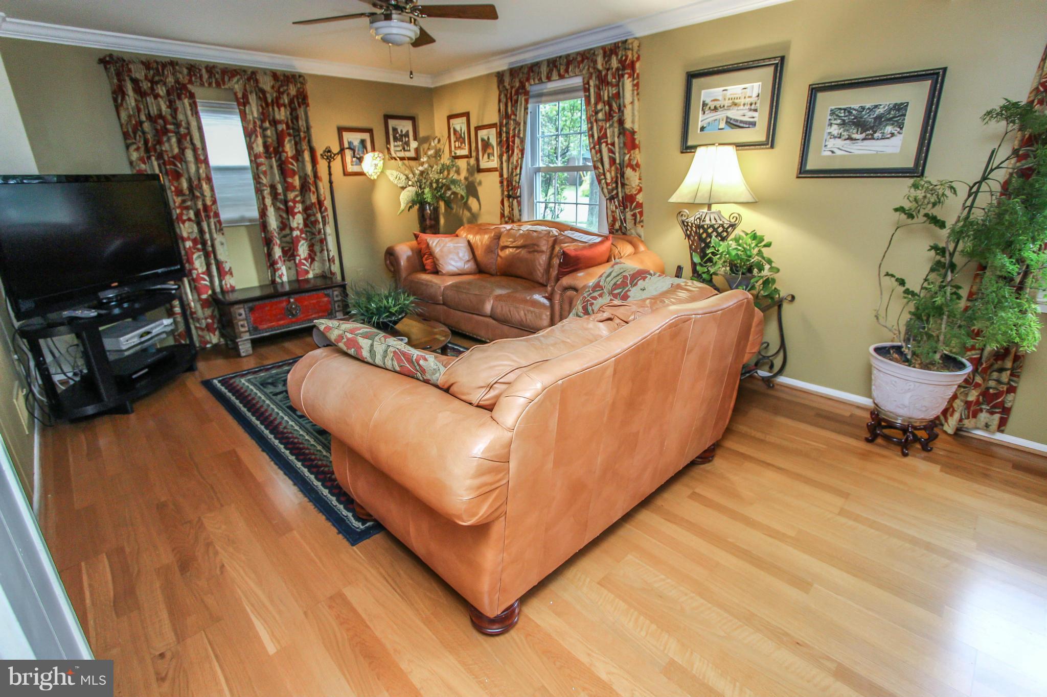 SPRINGBROOK FOREST - Residential