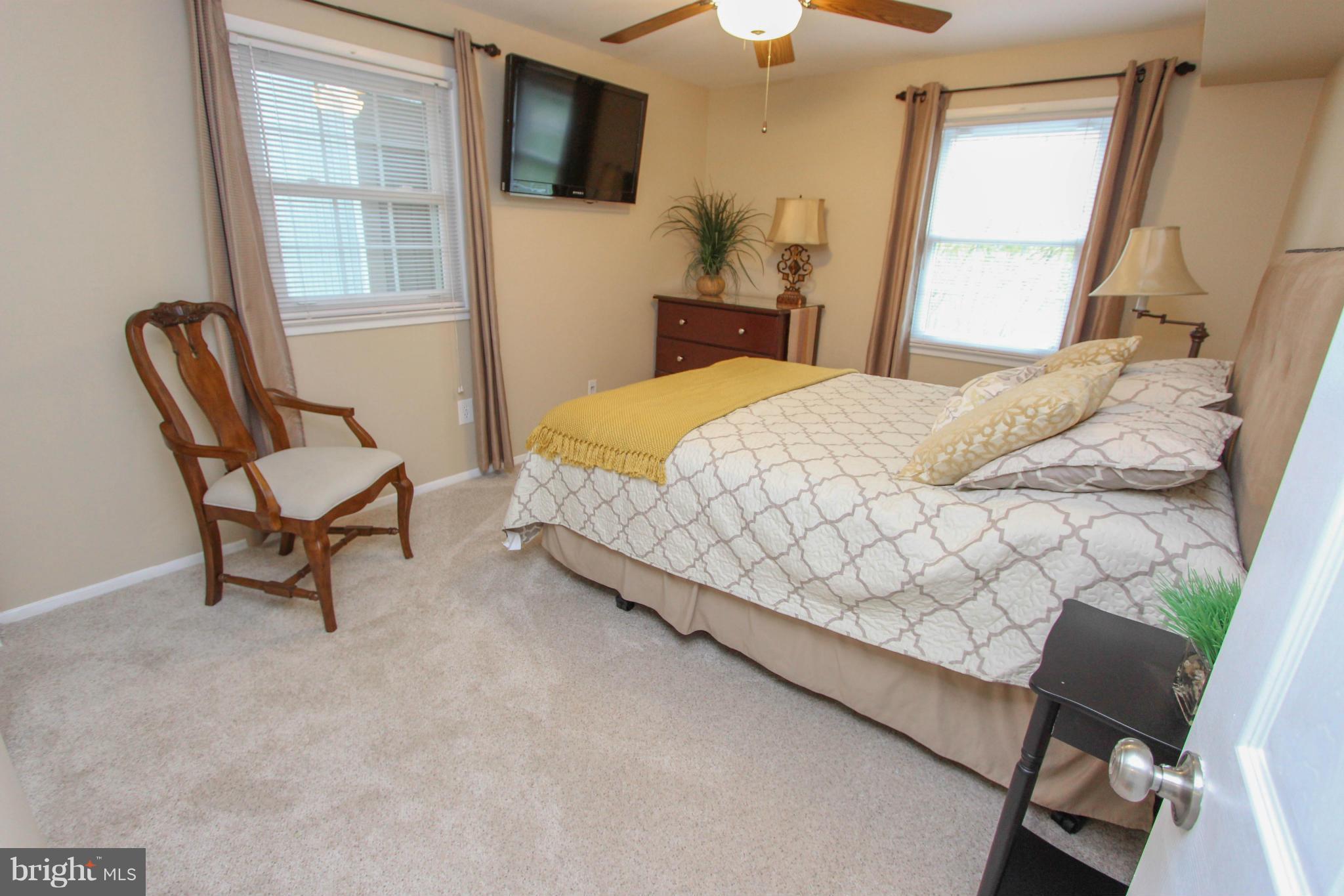 SPRINGBROOK FOREST - Residential