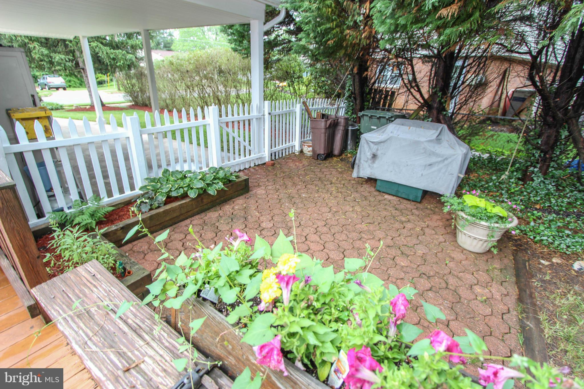 SPRINGBROOK FOREST - Residential